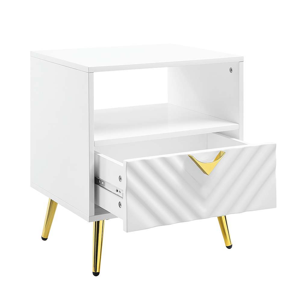 ACME Gaines - End Table. | Meri Furniture