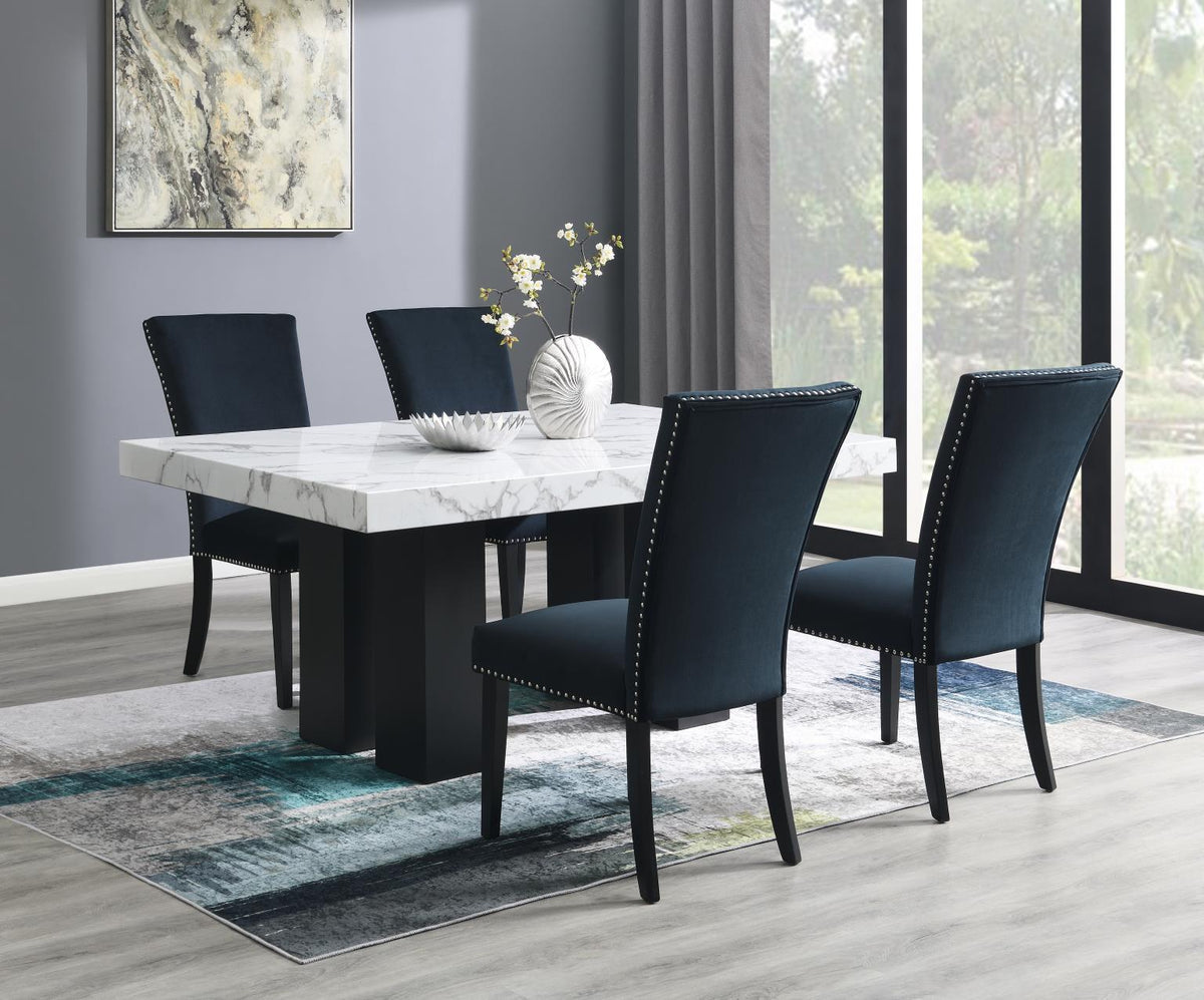 D131 - Dining Room Set