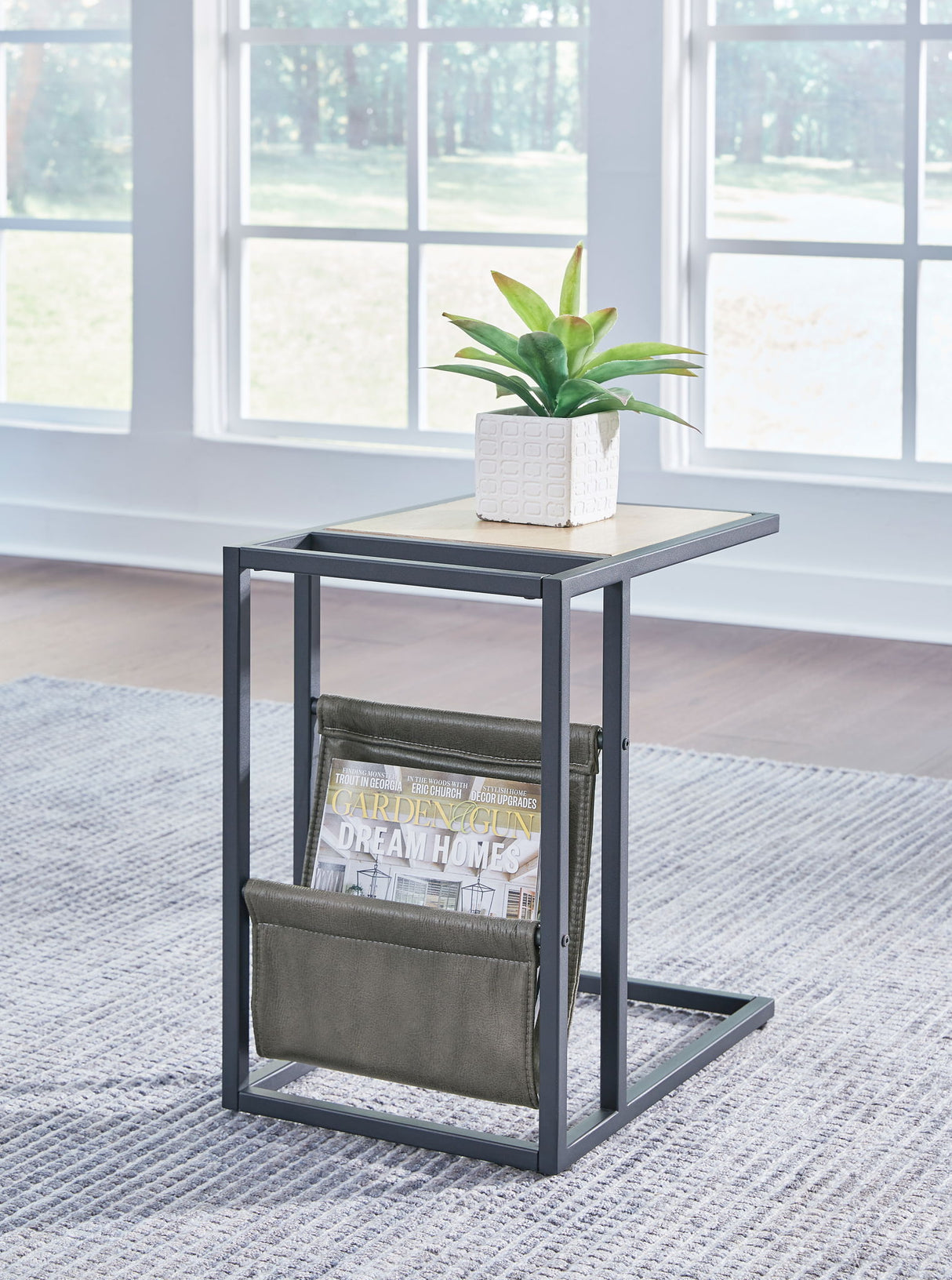 Signature Design by Ashley® Freslowe - Light Brown / Black - Chair Side End Table With Magazine Basket | Meri Furniture