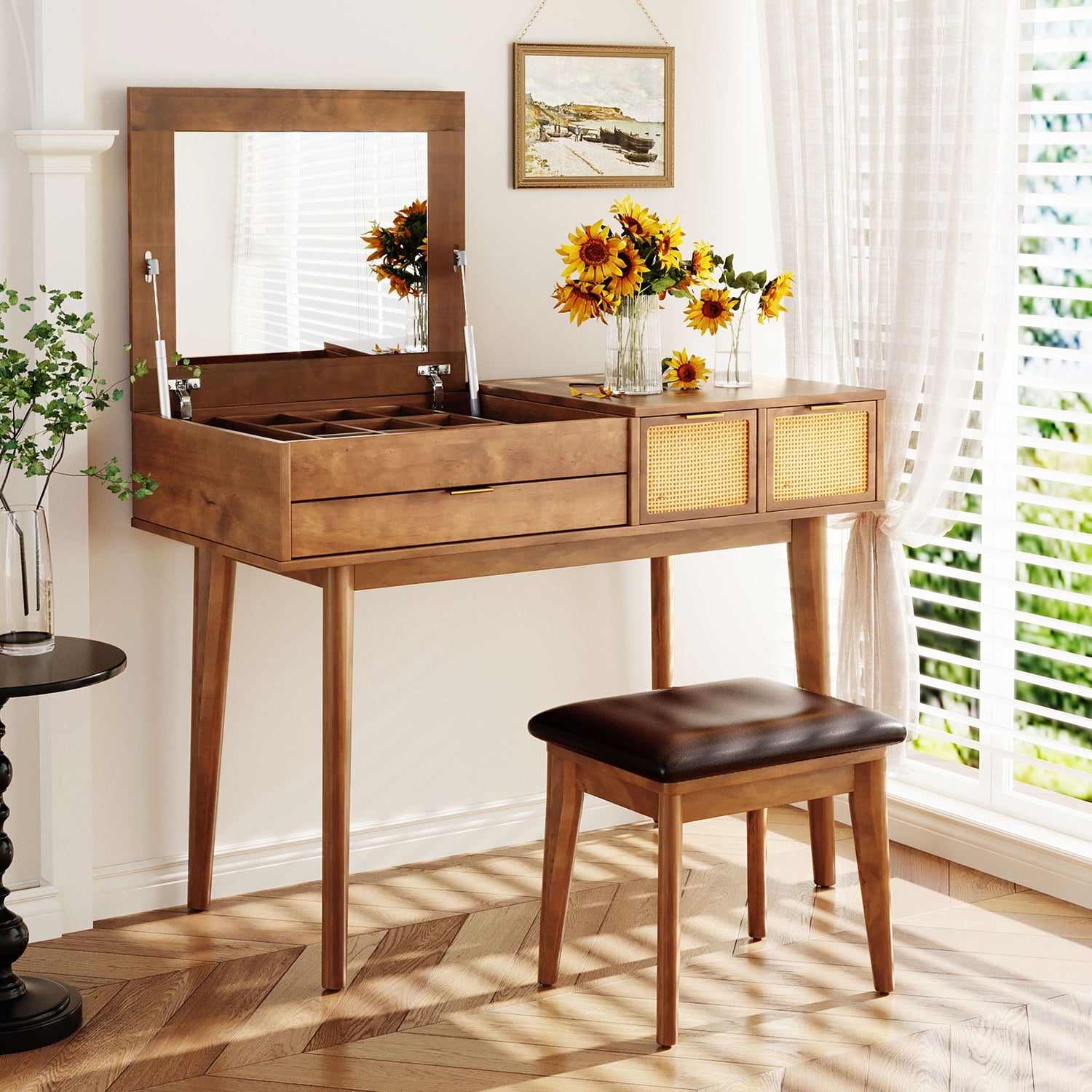 Vanity Desks: Style Meets Function in Your Bedroom or Dressing Area