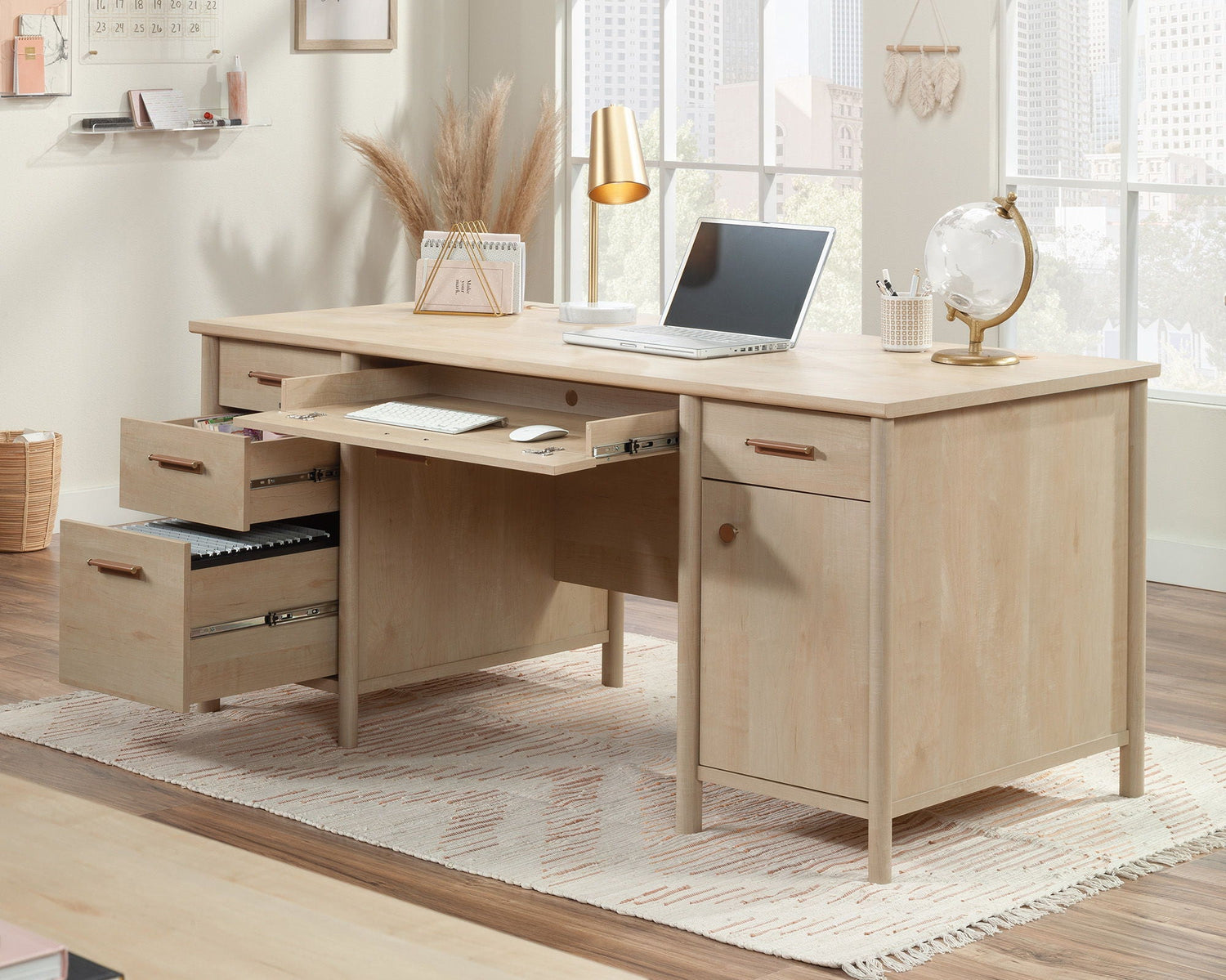 Executive Desks: Power, Productivity, and Modern Office Elegance