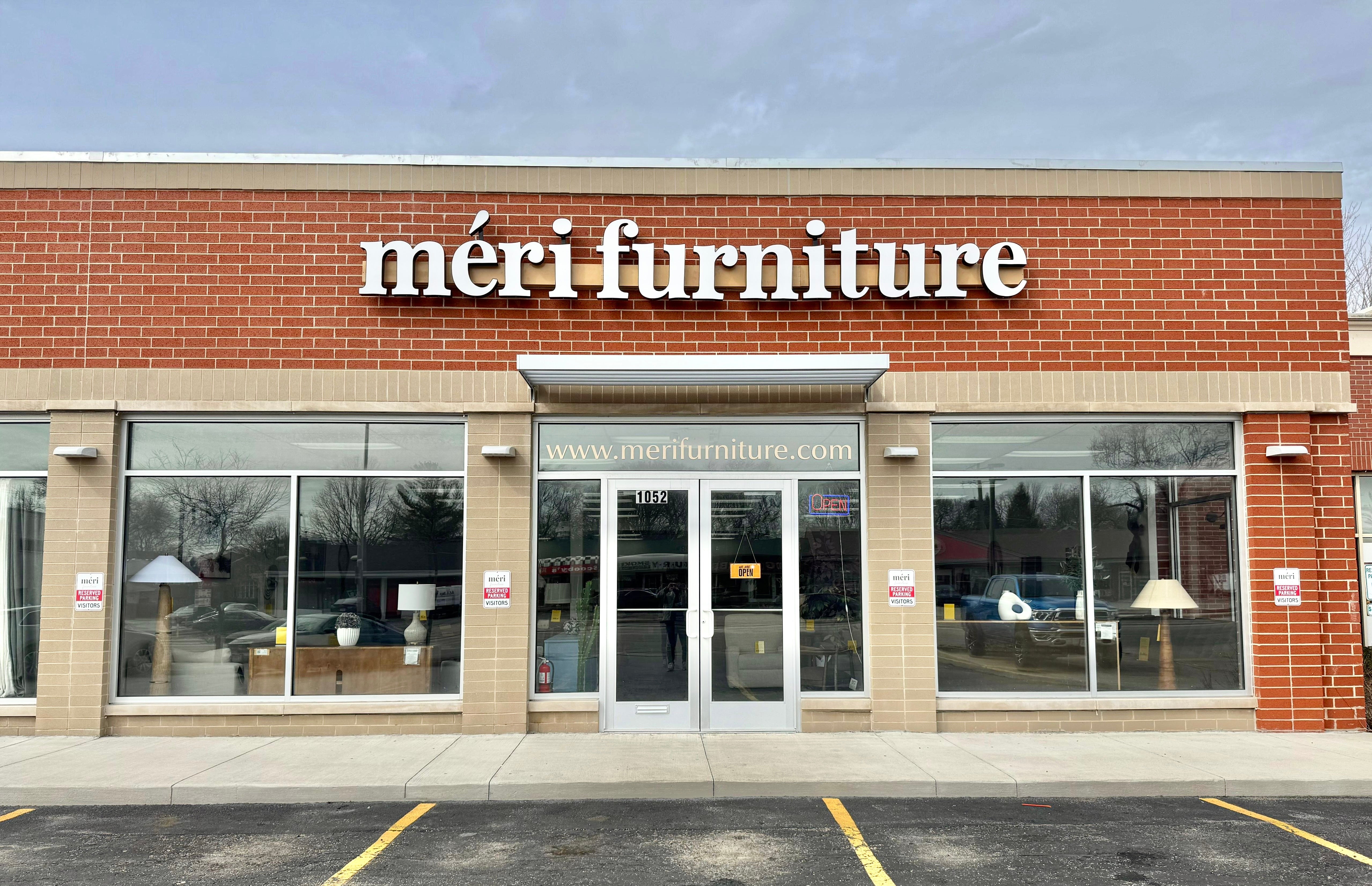 Shop In-Store | Furniture Store in Arlington Heights, IL