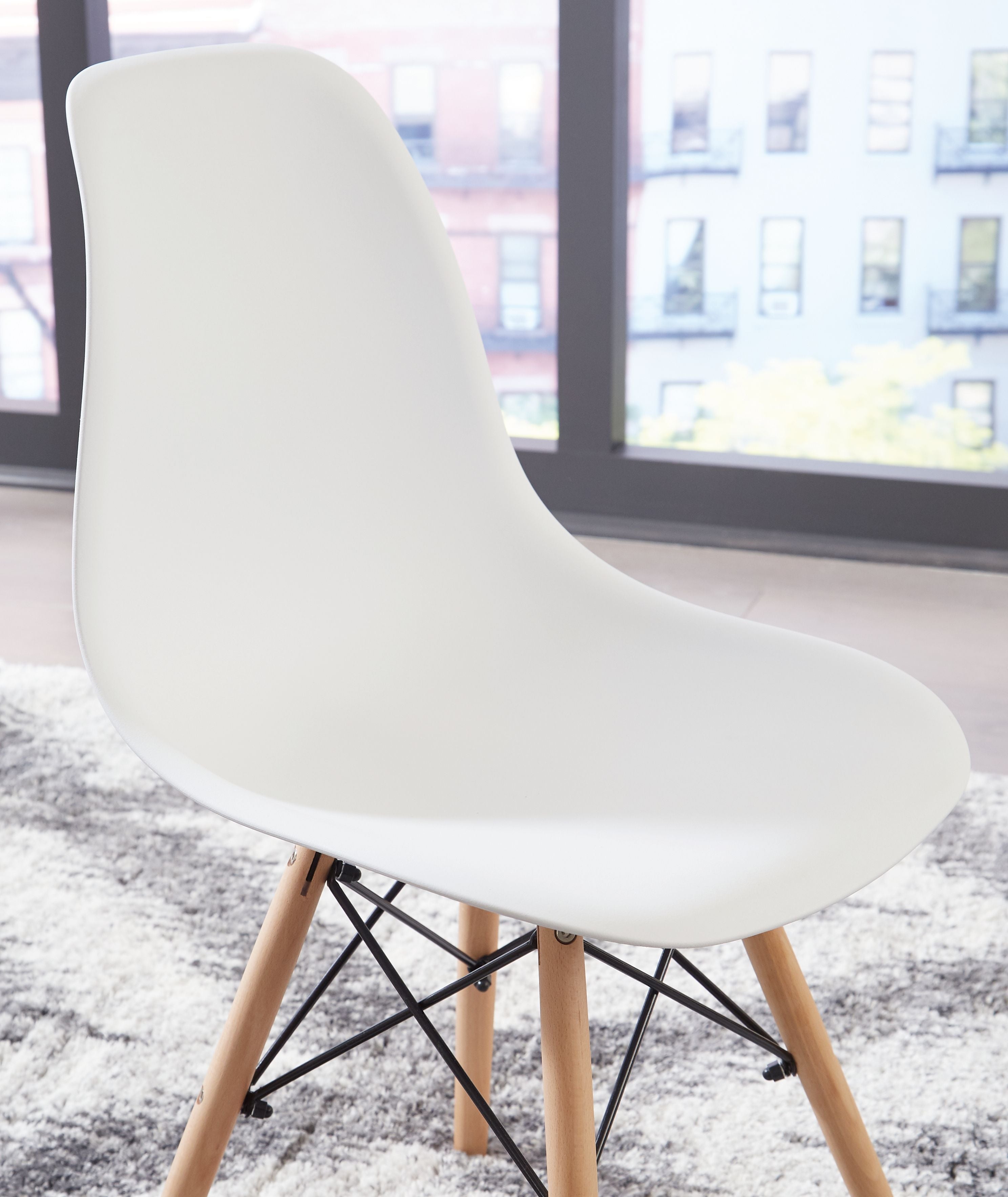 Signature Design by Ashley® Jaspeni - Dining Room Side Chair | Meri Furniture
