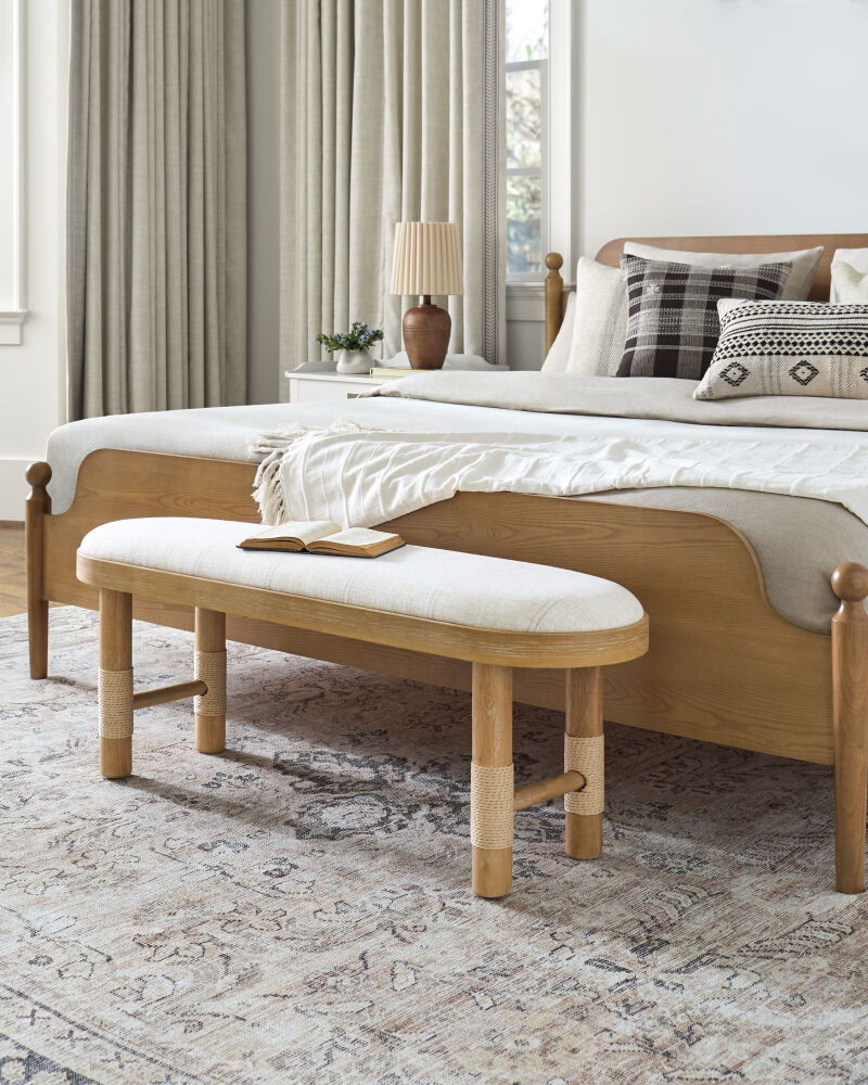 Esmarca Bench