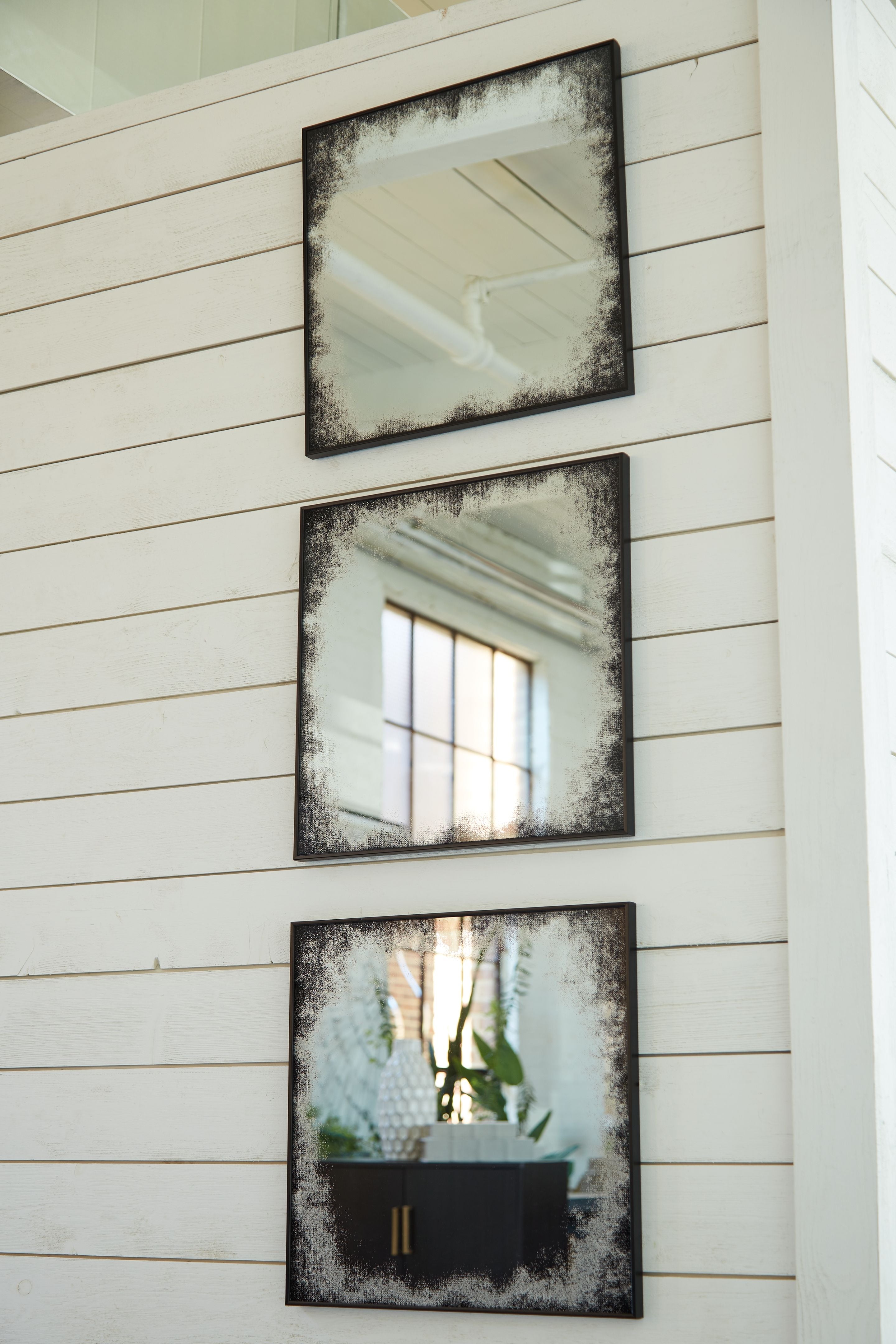 Ashley Furniture Kali - Black - Accent Mirror Set (Set of 3) | Meri Furniture
