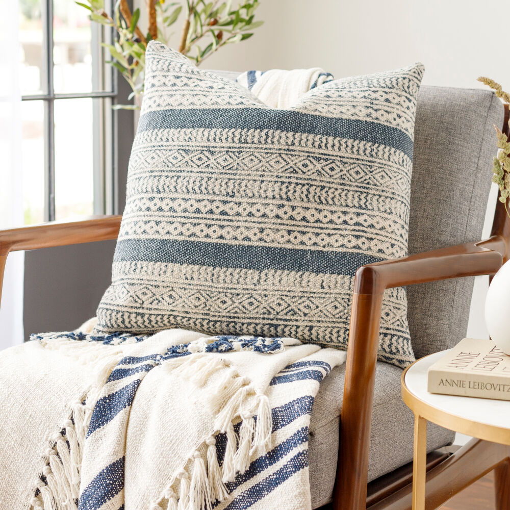 Janya Pillow