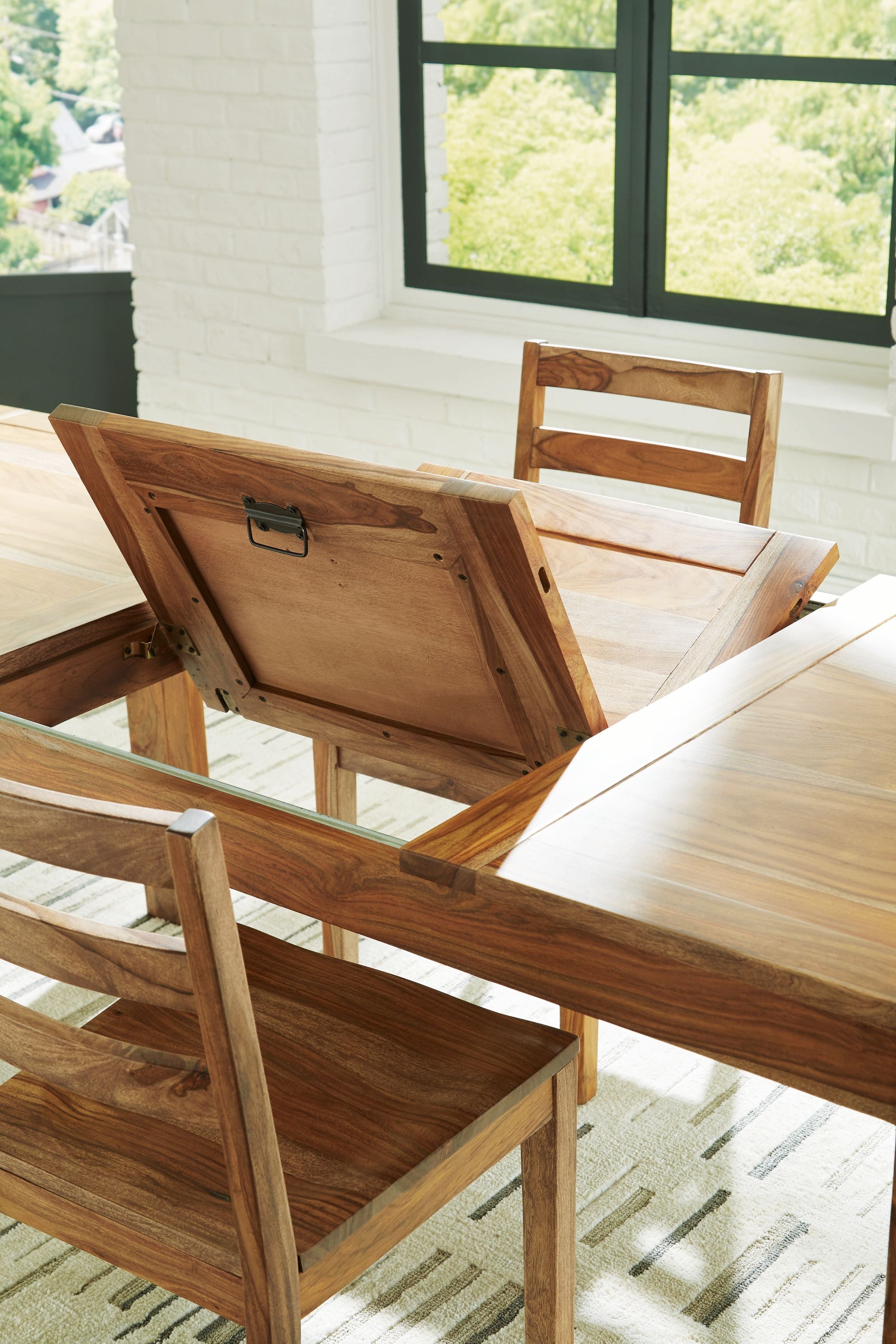 Signature Design by Ashley® Dressonni - Rectangular Dining Set | Meri Furniture