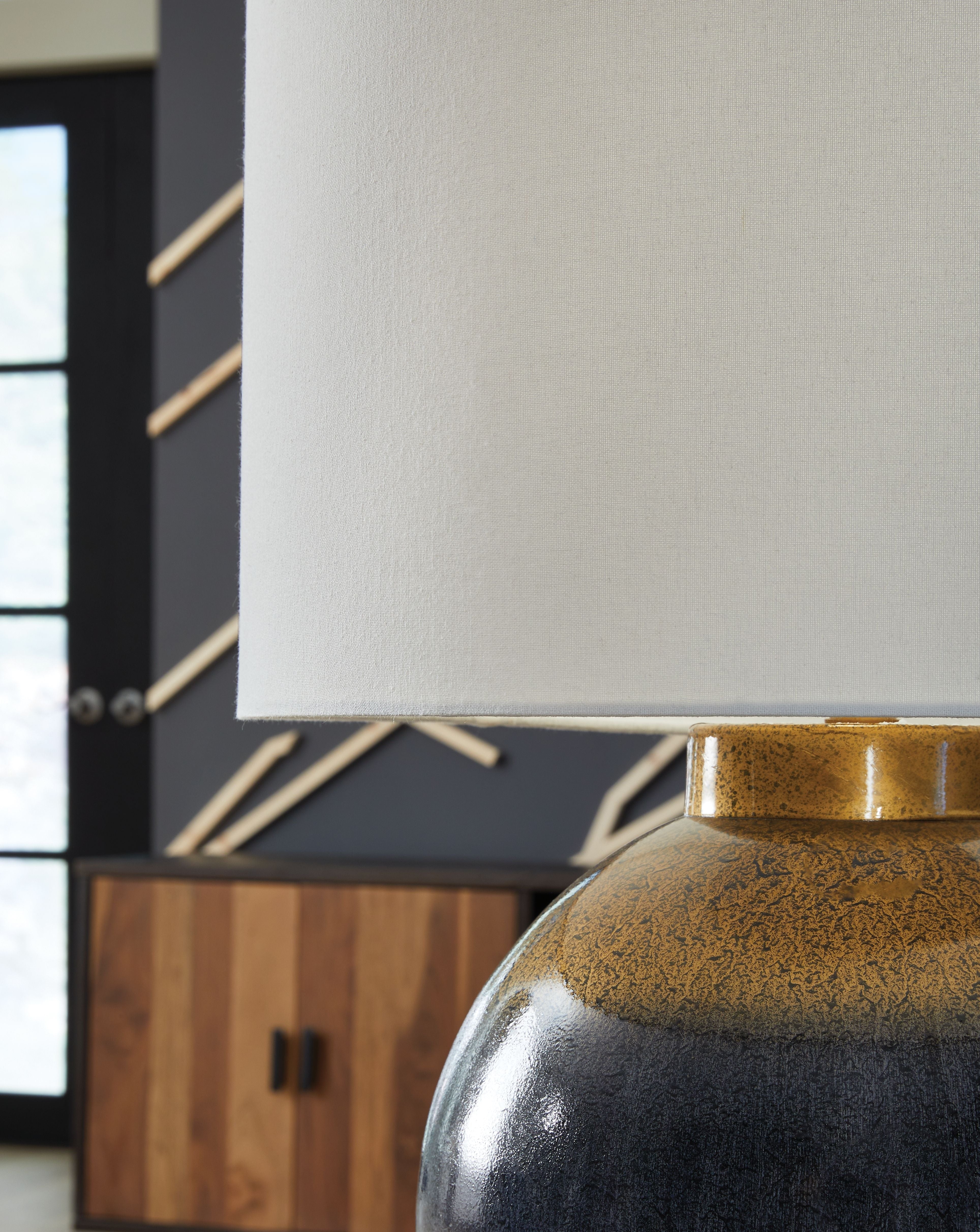 Signature Design by Ashley® Adara - Blue / Gold Finish - Metal Table Lamp | Meri Furniture