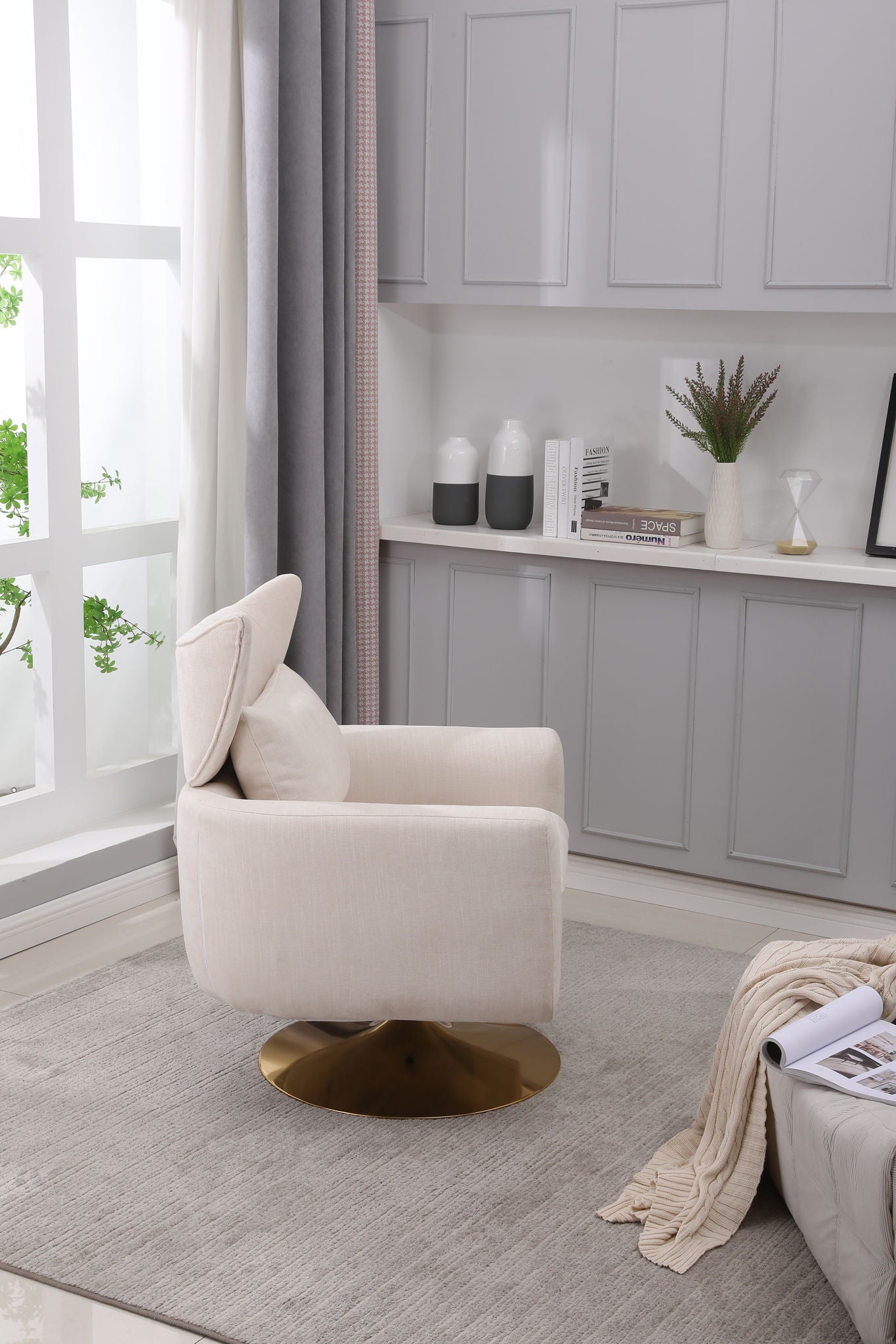 Classic Mid-Century 360 Degree Swivel Accent Chair