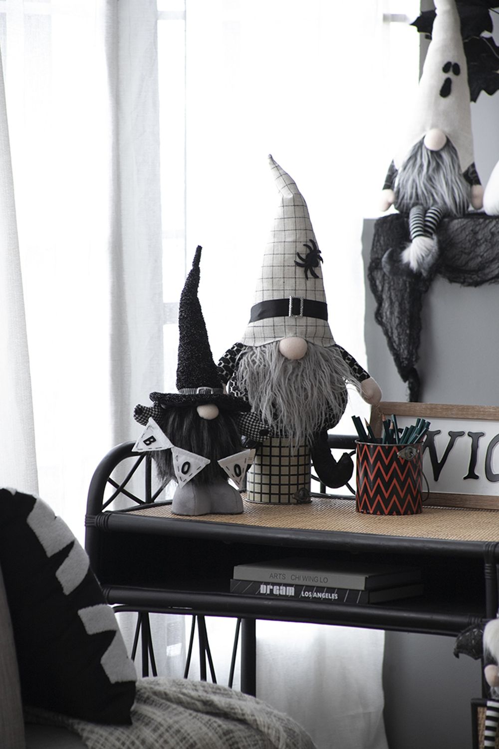 Sitting Gnome With Hat Spider, For Halloween Decor