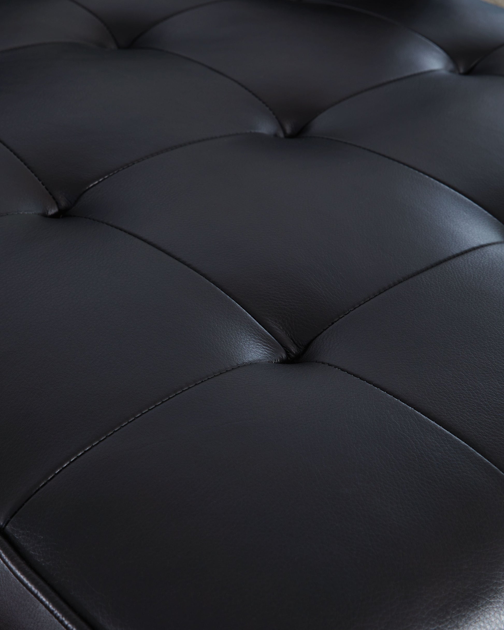 Signature Design by Ashley® Bryceview - Onyx - Loveseat | Meri Furniture