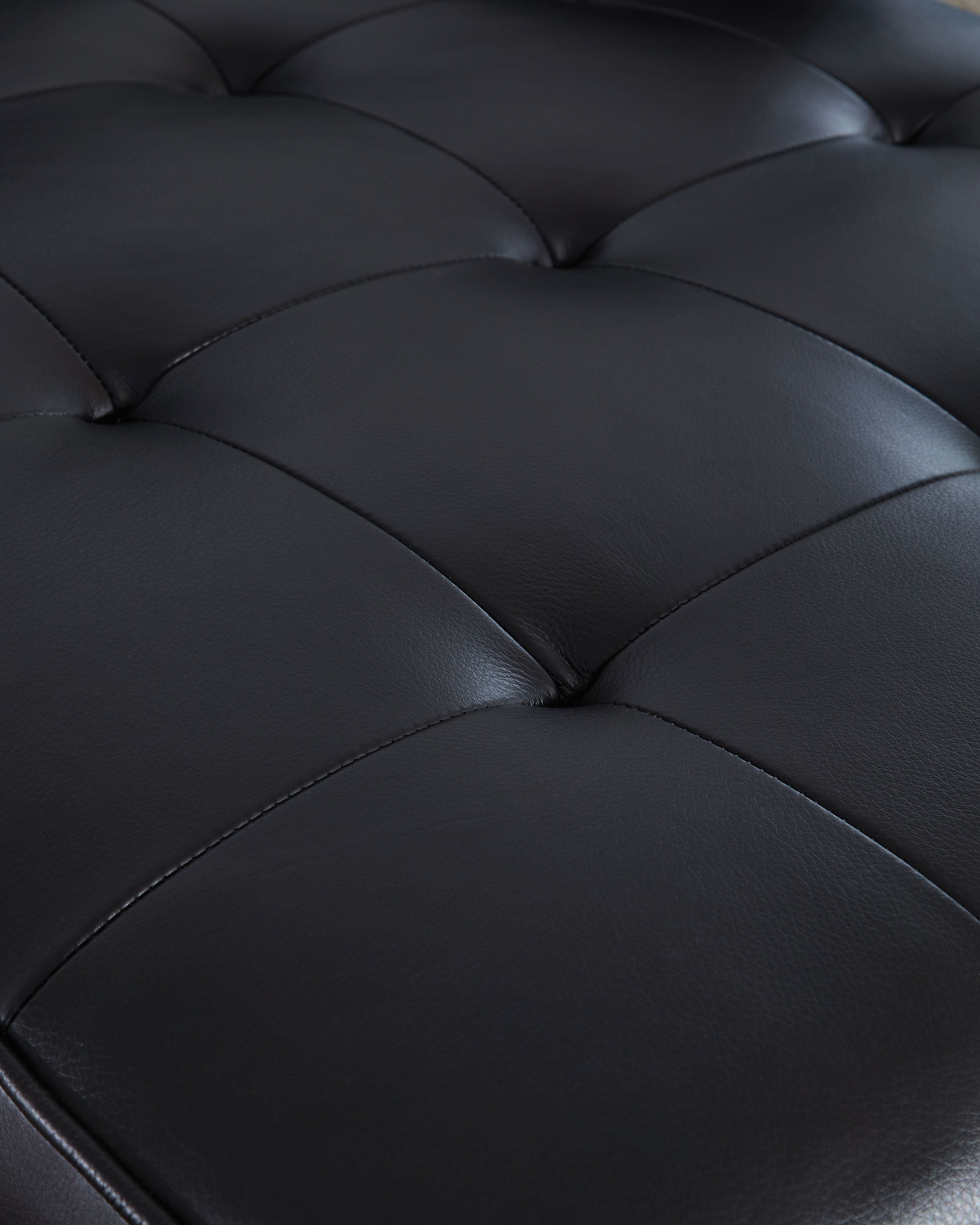 Signature Design by Ashley® Bryceview - Onyx - Loveseat | Meri Furniture