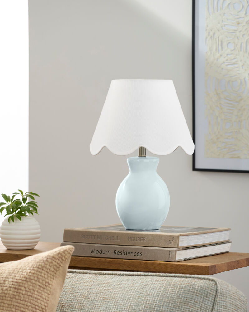 Stella Diminuta Accent Table Lamp