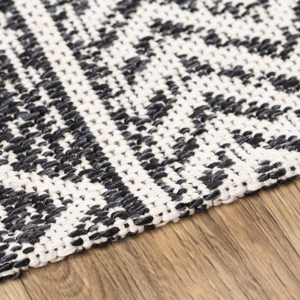 La Casa Machine Woven Rug