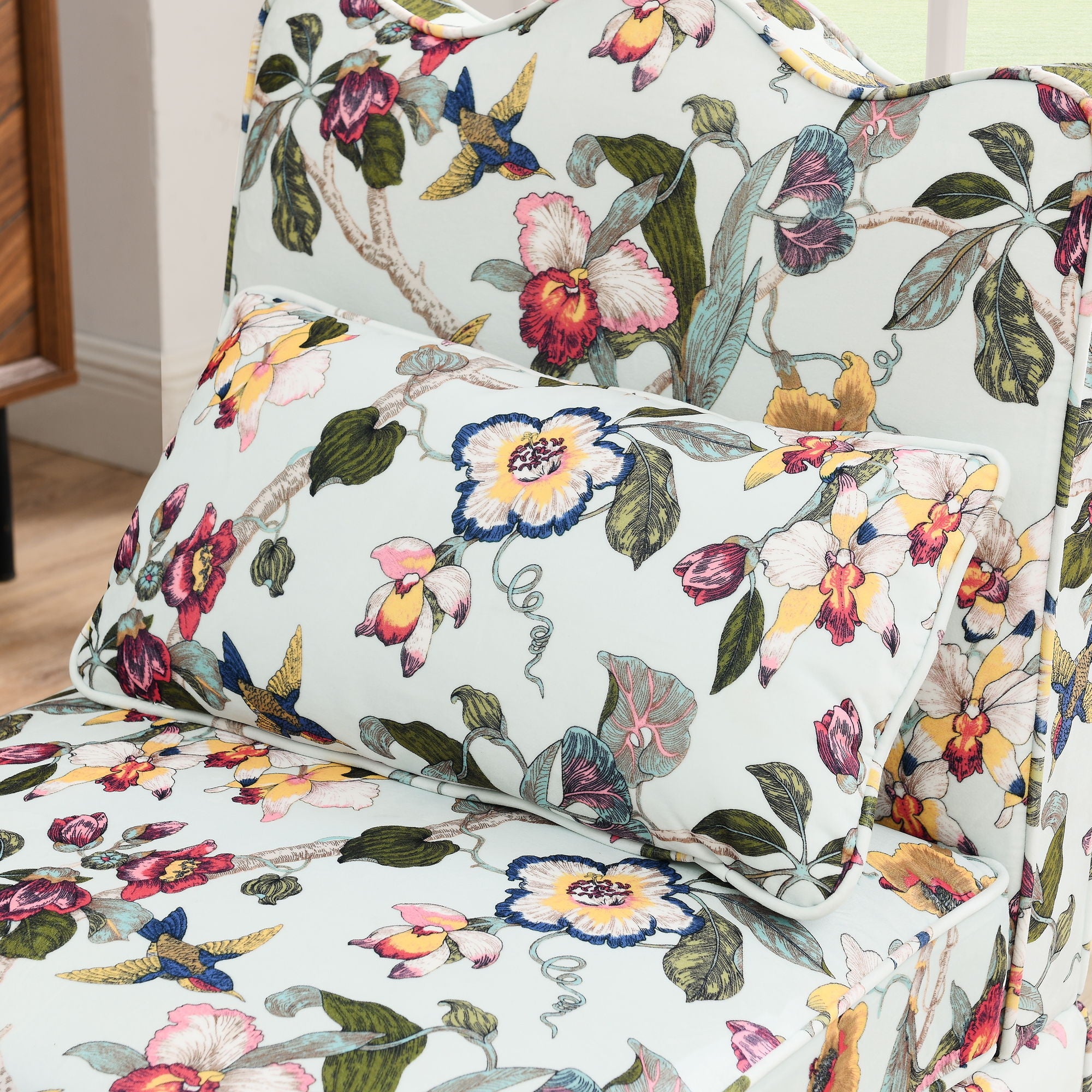 Stylish Flannel Dining Chair With Soft Cushion And Backrest