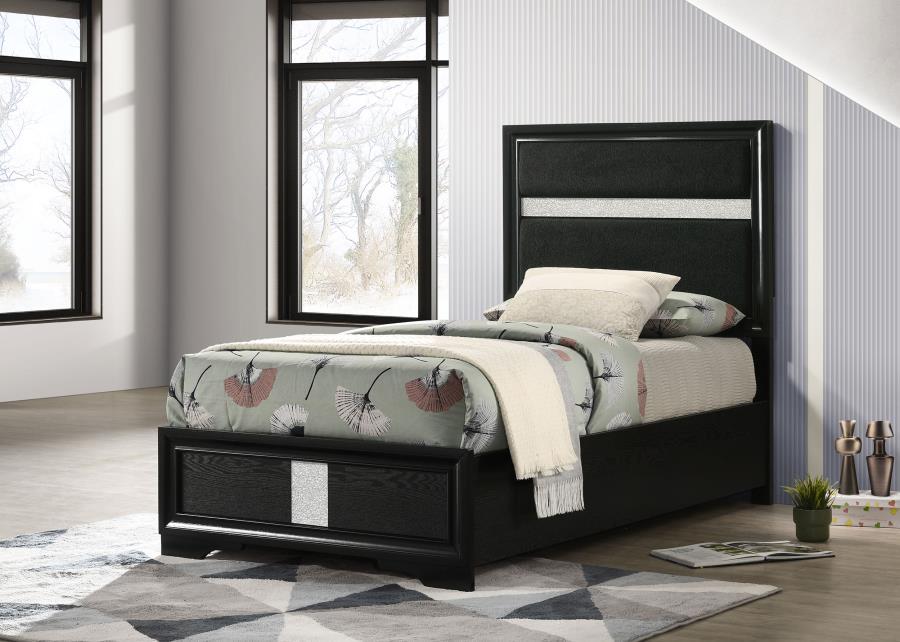 Coaster Fine Furniture Miranda - Upholstered Panel Bed | Meri Furniture