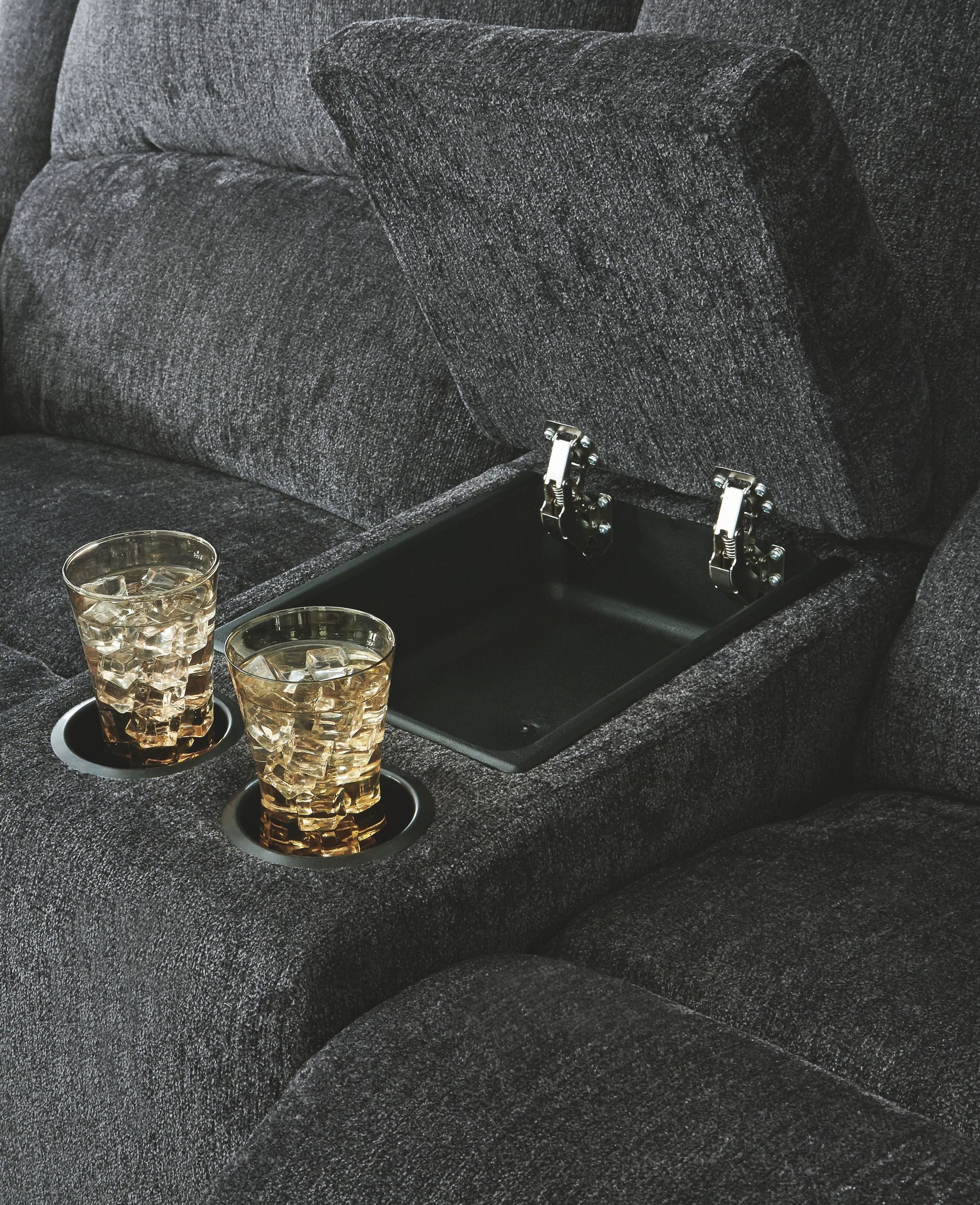 Ashley Furniture Draycoll - Reclining Loveseat | Meri Furniture