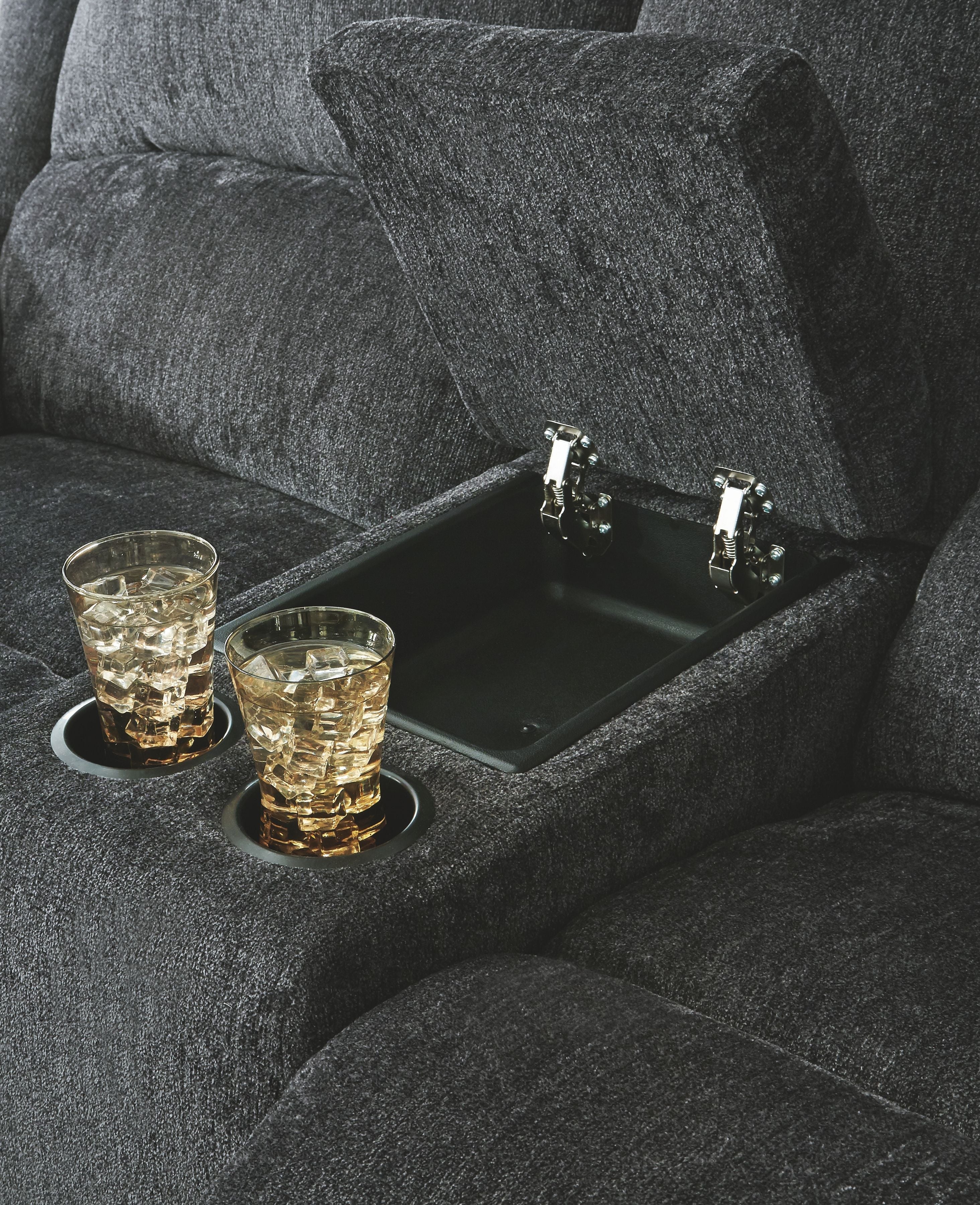 Ashley Furniture Draycoll - Reclining Loveseat | Meri Furniture
