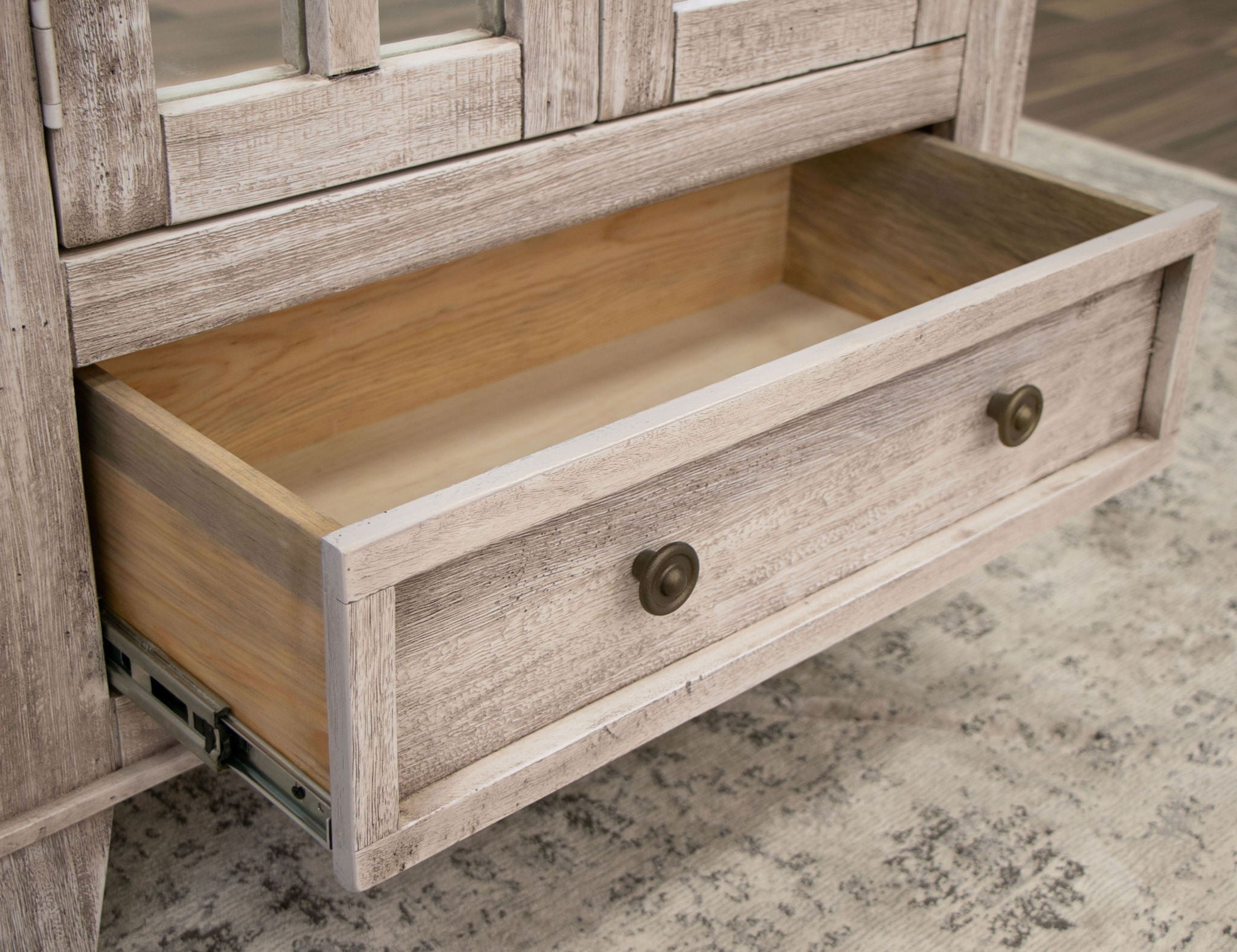 Sahara - Cabinet - Light Cream / Brown Caramel