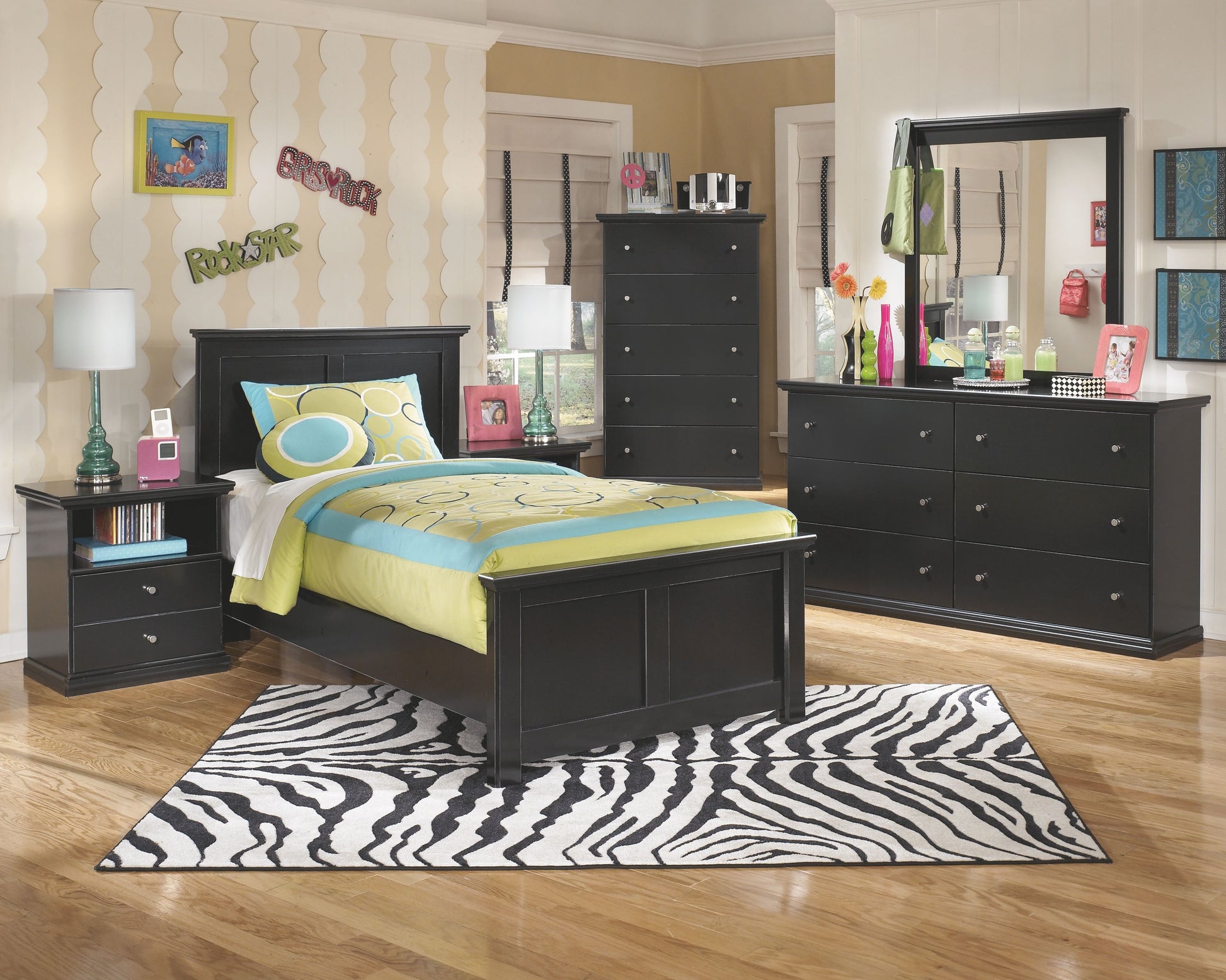 Signature Design by Ashley® Maribel - Panel Bed | Meri Furniture
