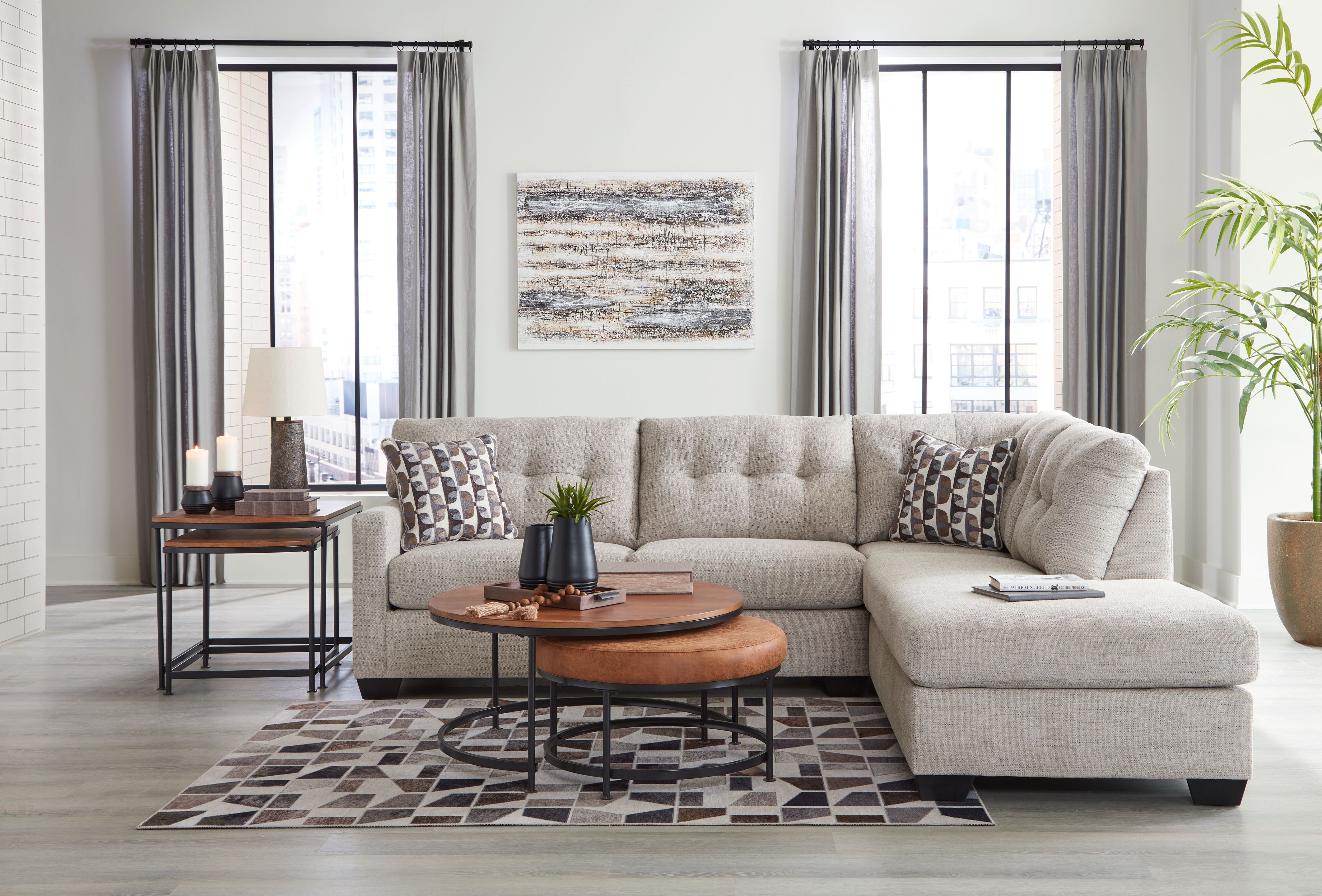 Signature Design by Ashley® Mahoney - Sectional | Meri Furniture