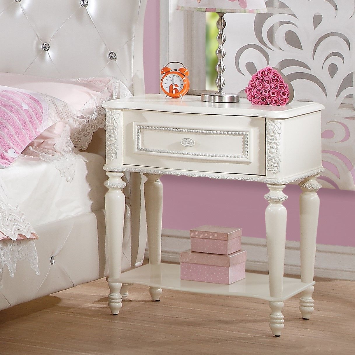 ACME Dorothy - Nightstand With 1 Drawer - Ivory | Meri Furniture