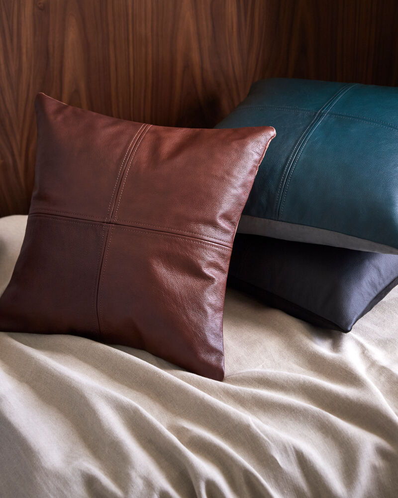 Sheffield Pillow