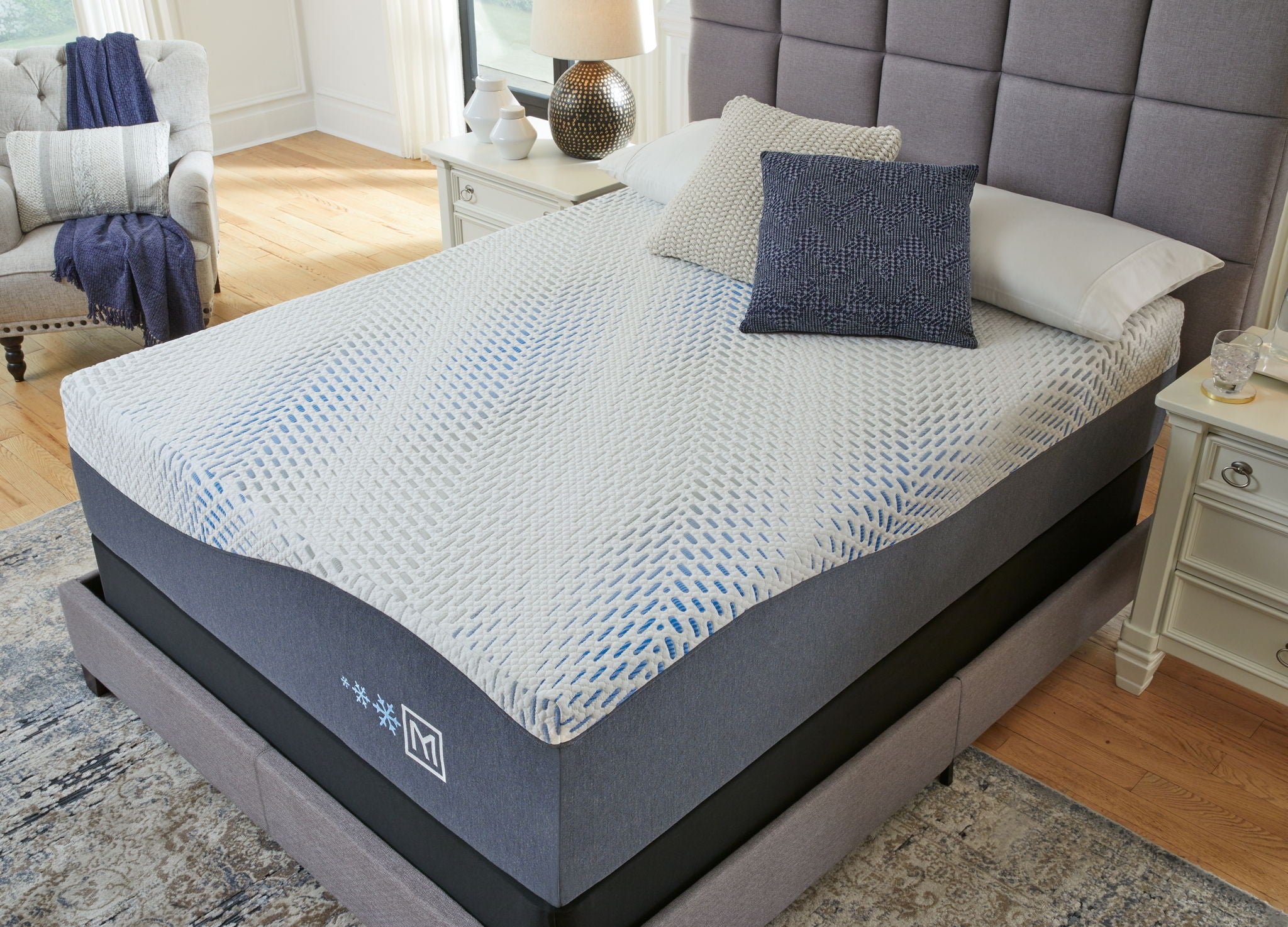 Sierra Sleep By Ashley Millennium Mattress and Foundation - Thumbnail 3