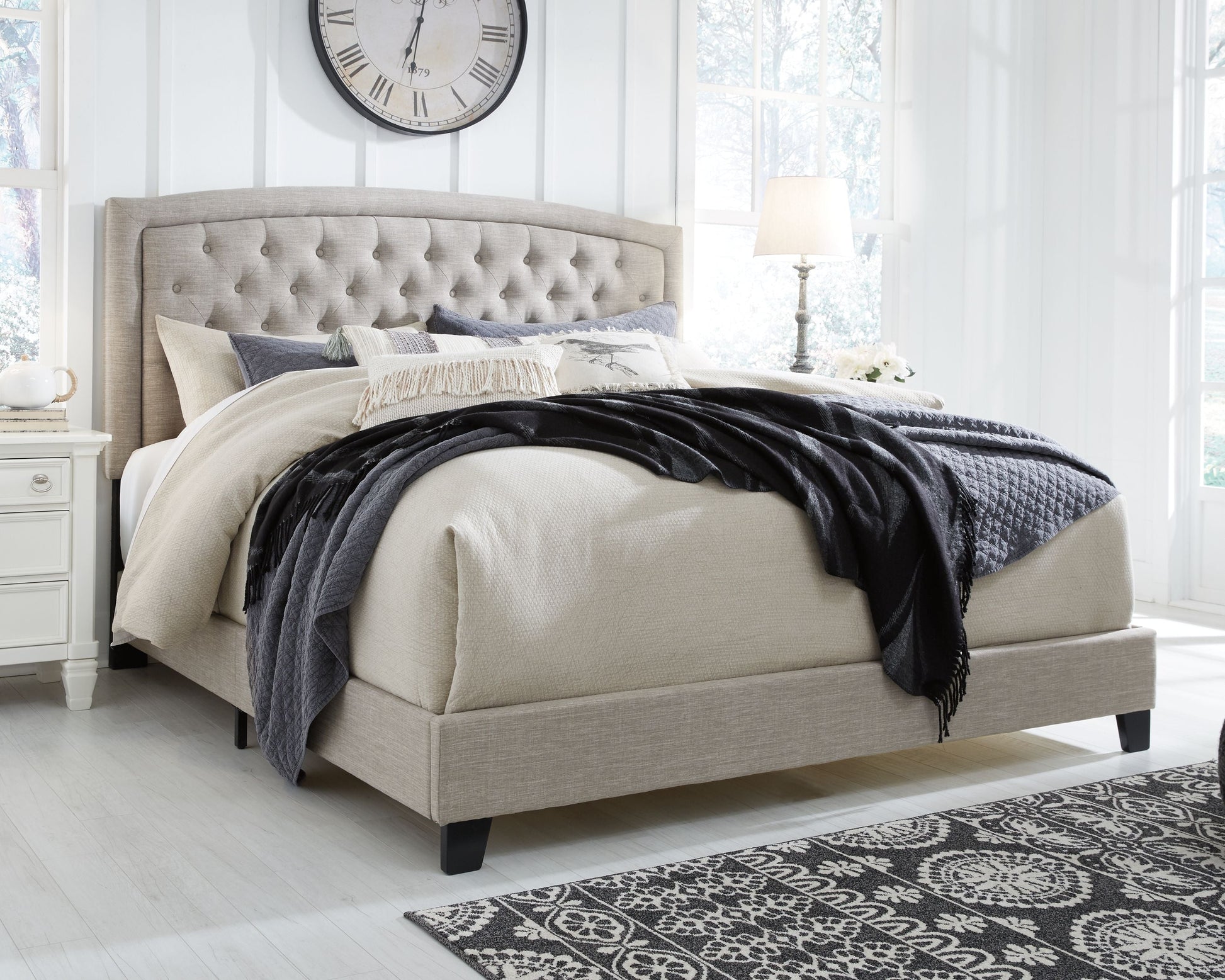 Ashley Furniture Jerary - Arched Upholstered Bed | Meri Furniture