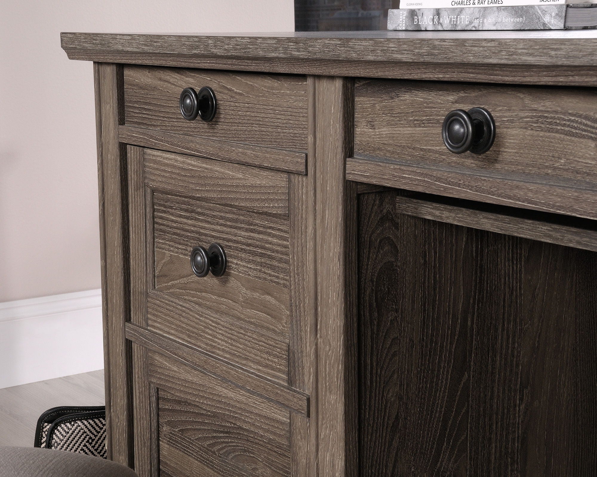 Hammond Executive Desk Emery Oak