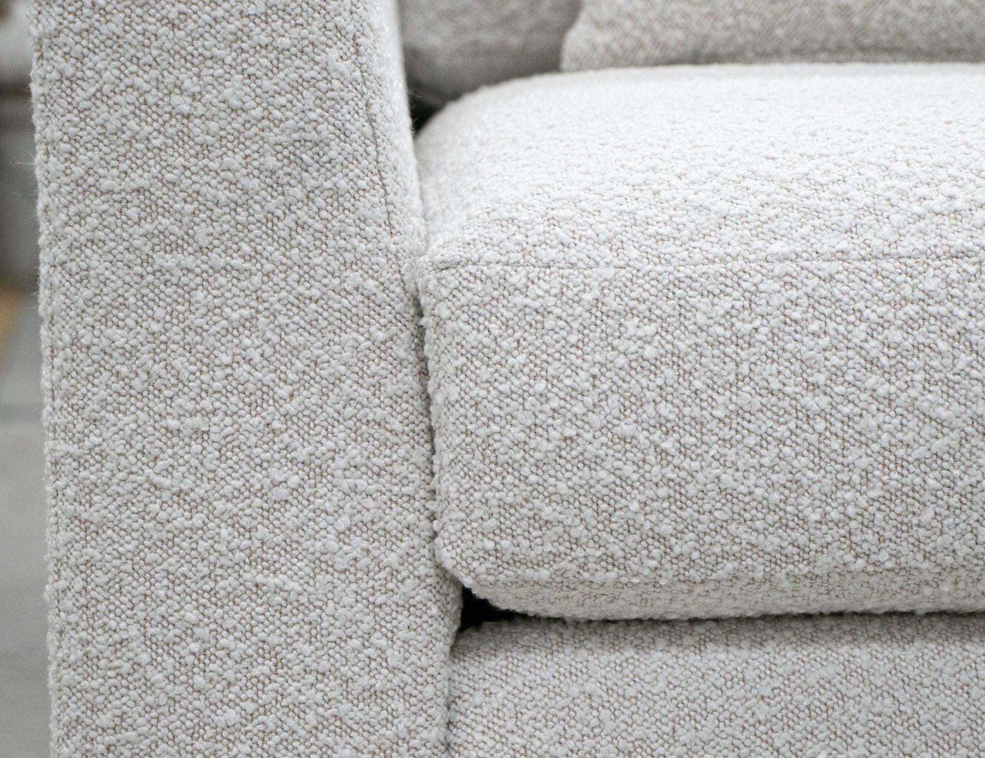 International Furniture Direct Mita - Loveseat | Meri Furniture