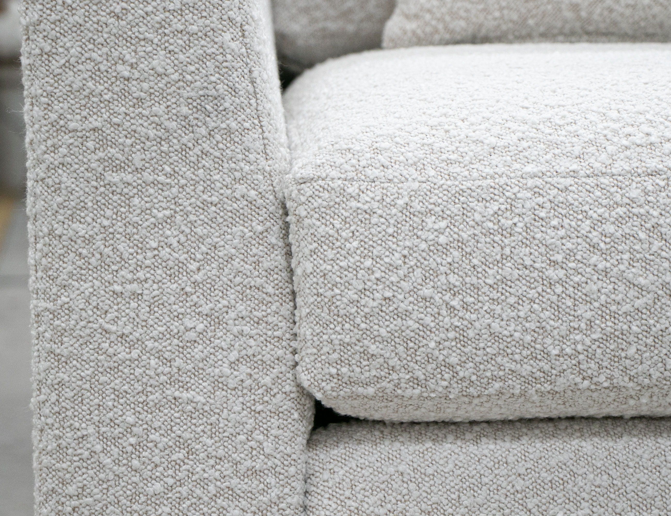 International Furniture Direct Mita - Loveseat | Meri Furniture