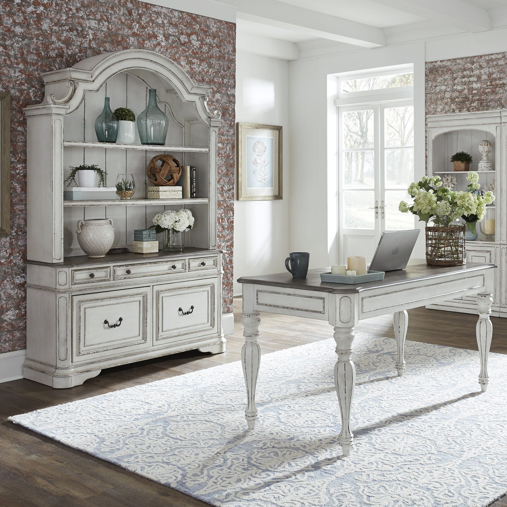 Liberty Furniture Magnolia Manor - 3 Piece Home Office Set (Desk & Hutch) - White | Meri Furniture