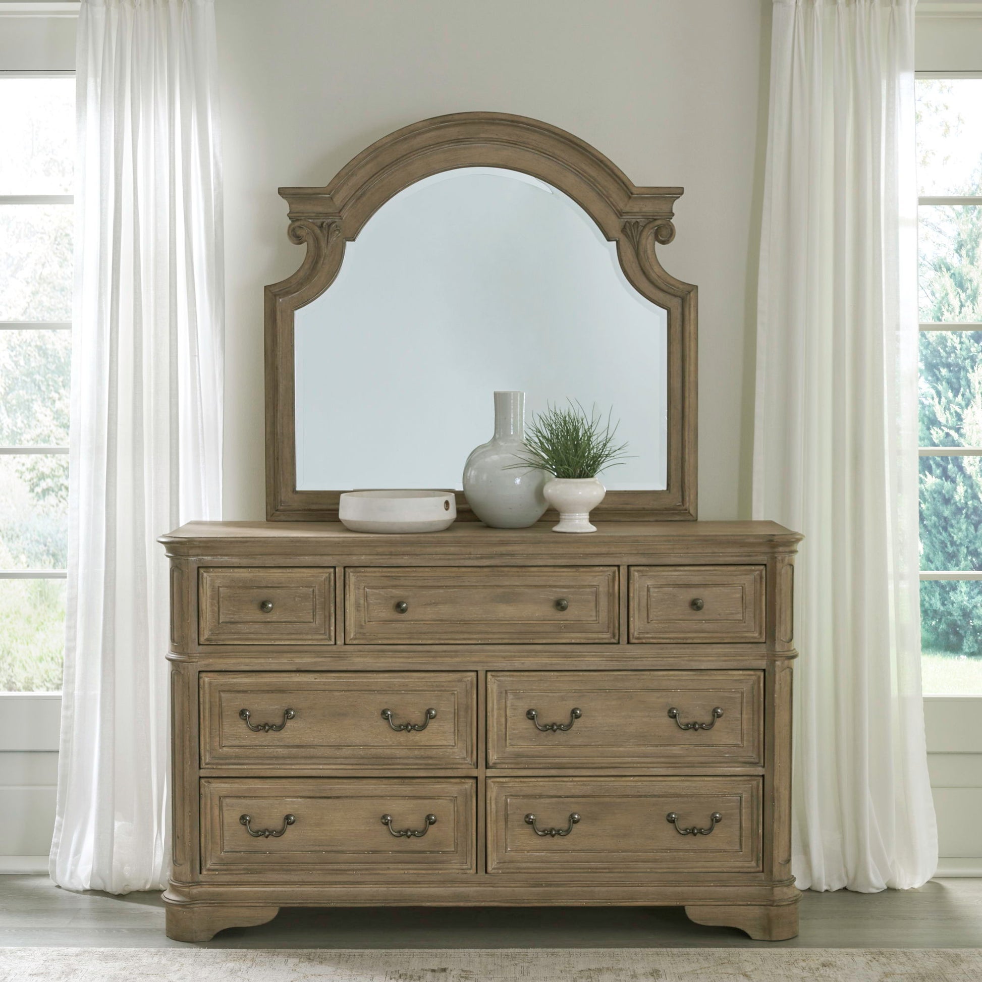 Liberty Furniture Magnolia Manor - Dresser & Mirror - Light Brown | Meri Furniture