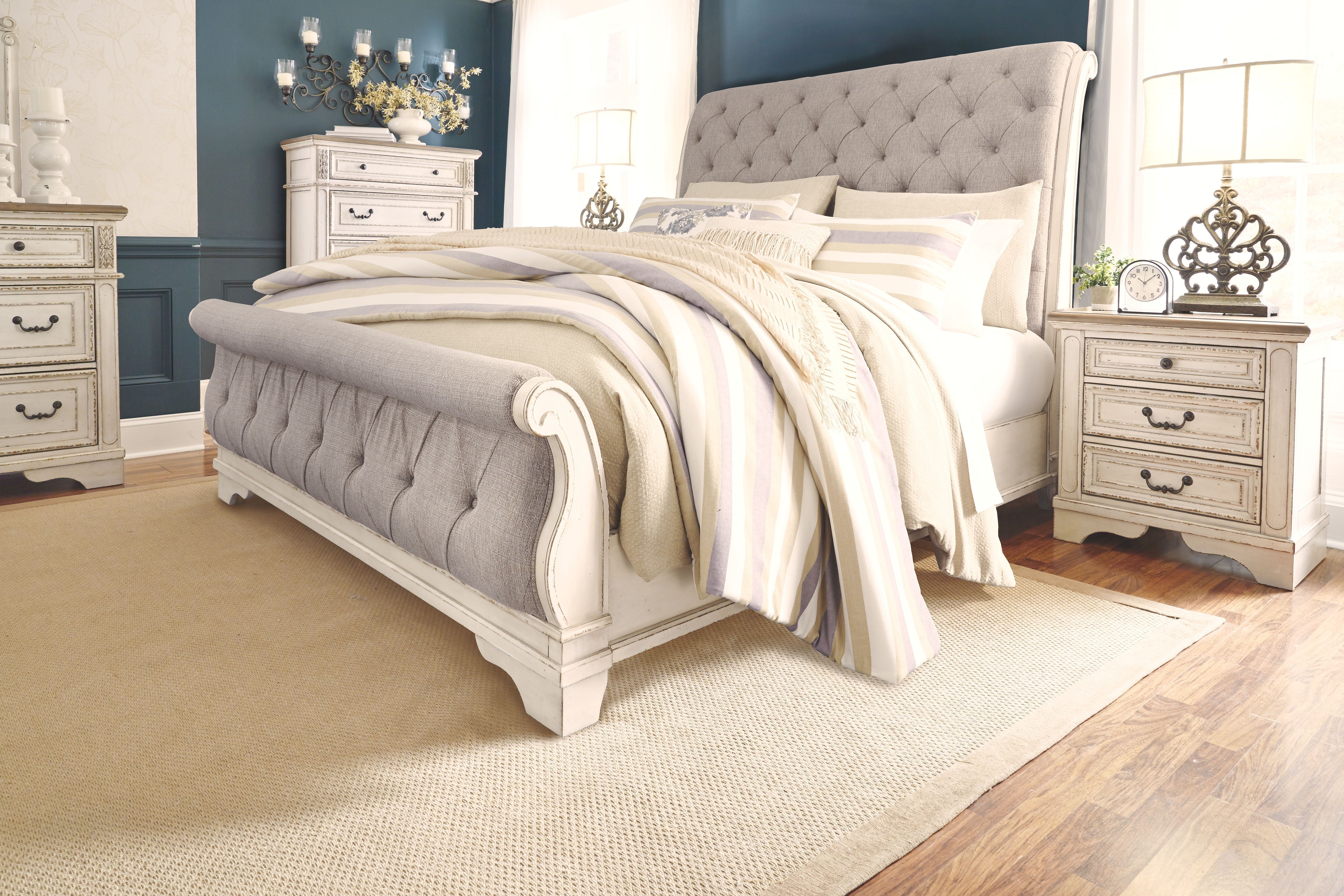 Signature Design by Ashley® Realyn - Upholstered Sleigh Bed | Meri Furniture