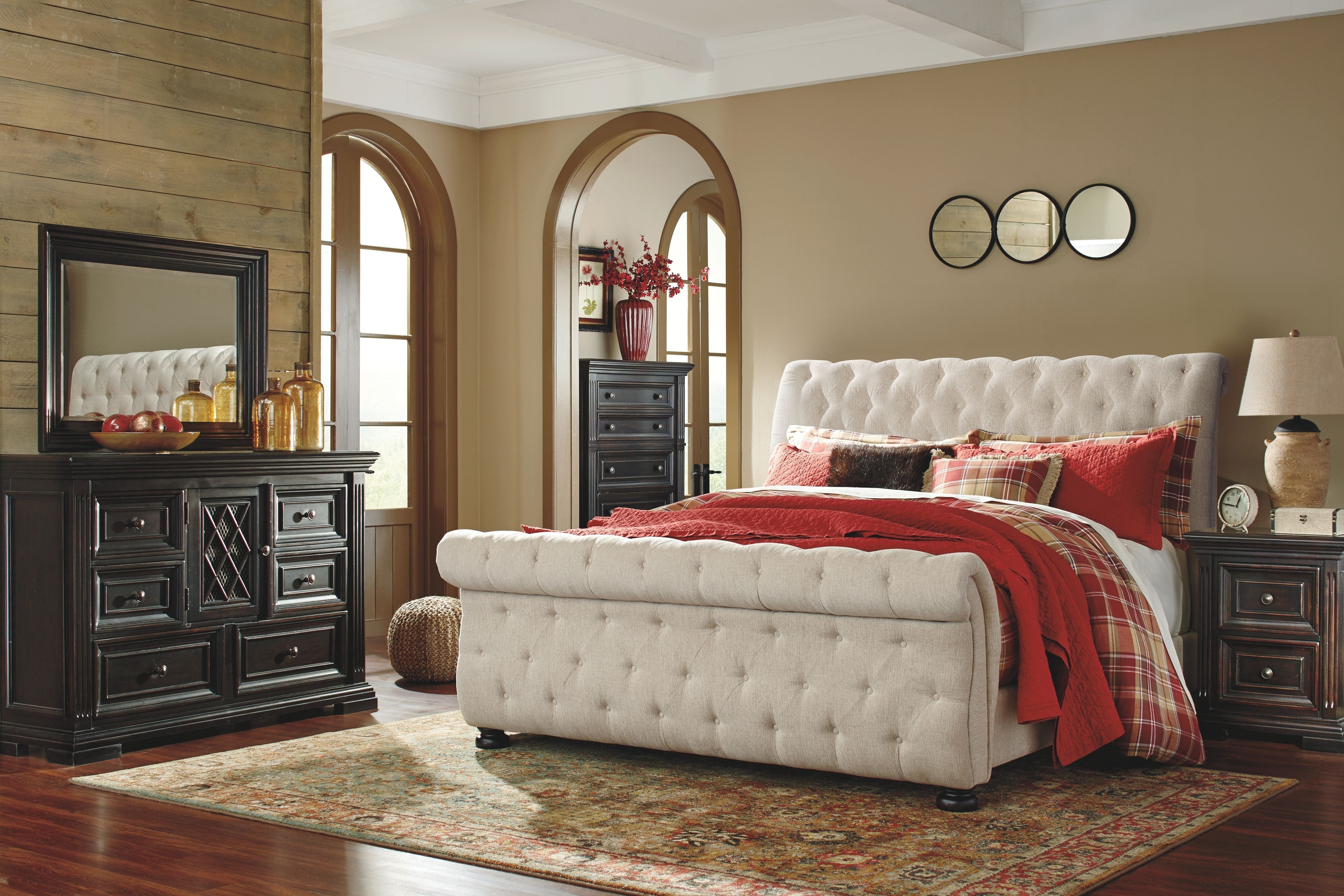 Signature Design by Ashley® Willenburg - Upholstered Bed | Meri Furniture