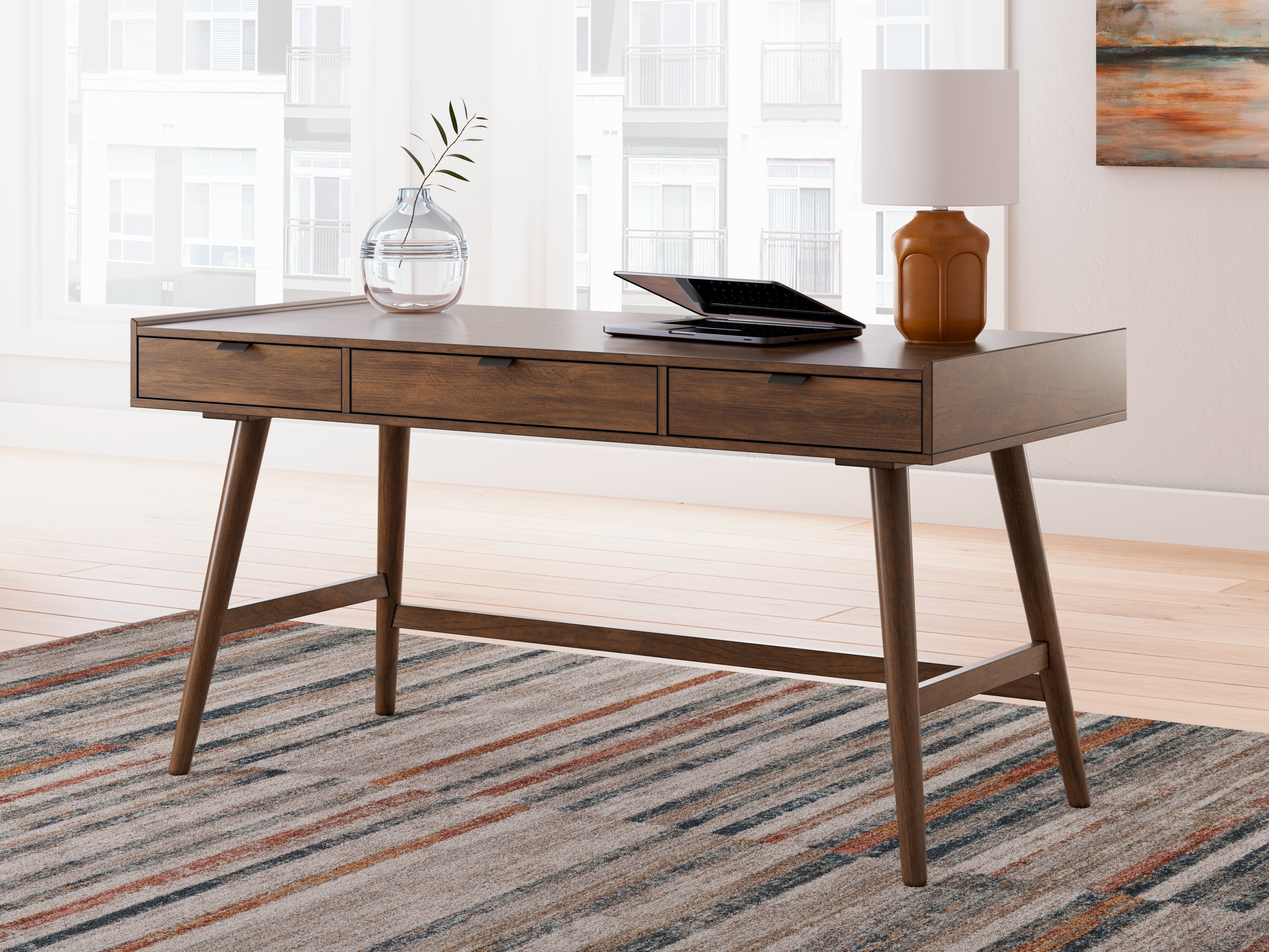 Signature Design by Ashley® Lyncott - Brown - Home Office Desk | Meri Furniture
