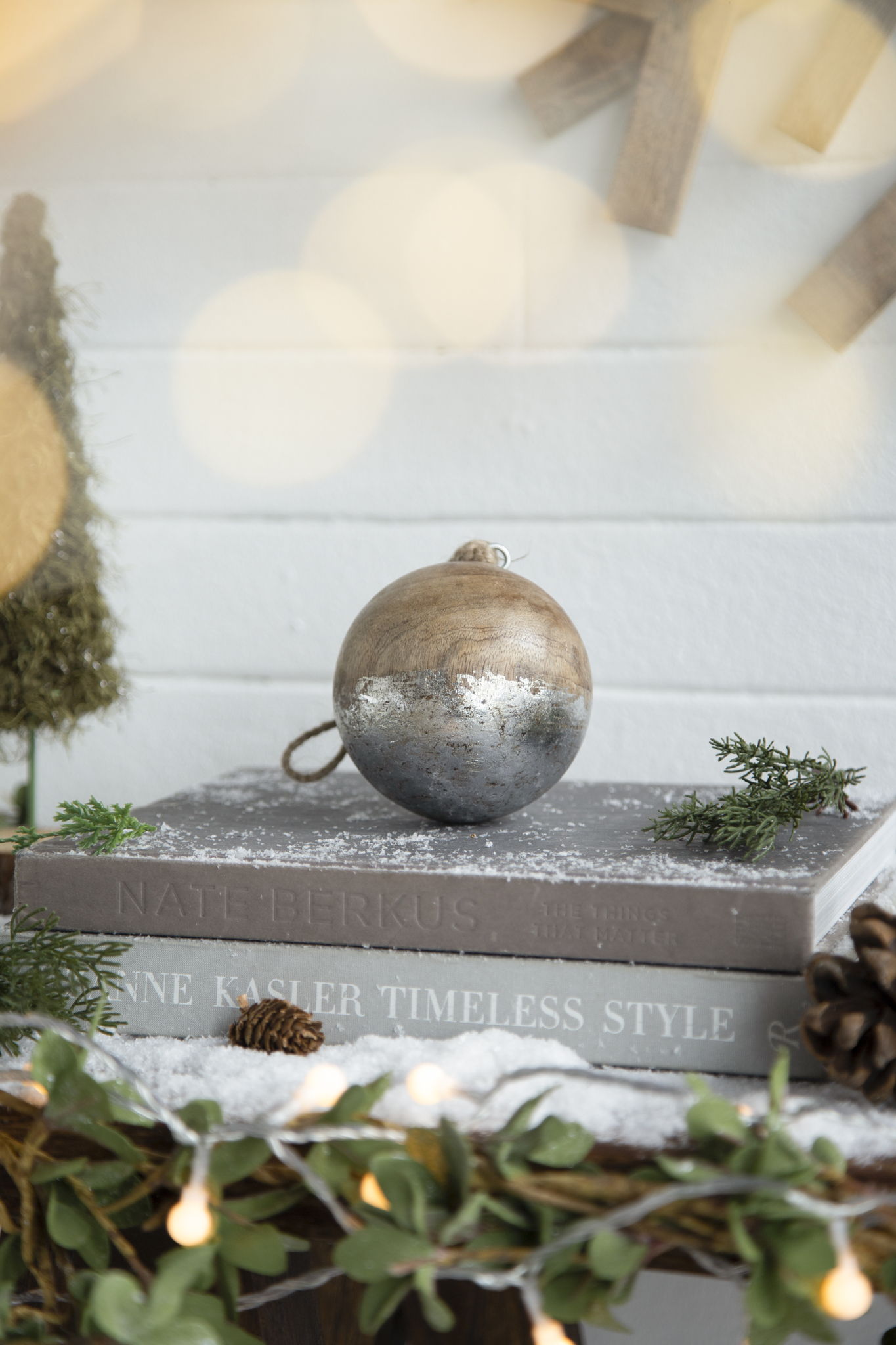 Christmas Ball Ornaments, Wood Decorative Hanging Ball Christmas Tree Ornaments For Holiday Party Decorations