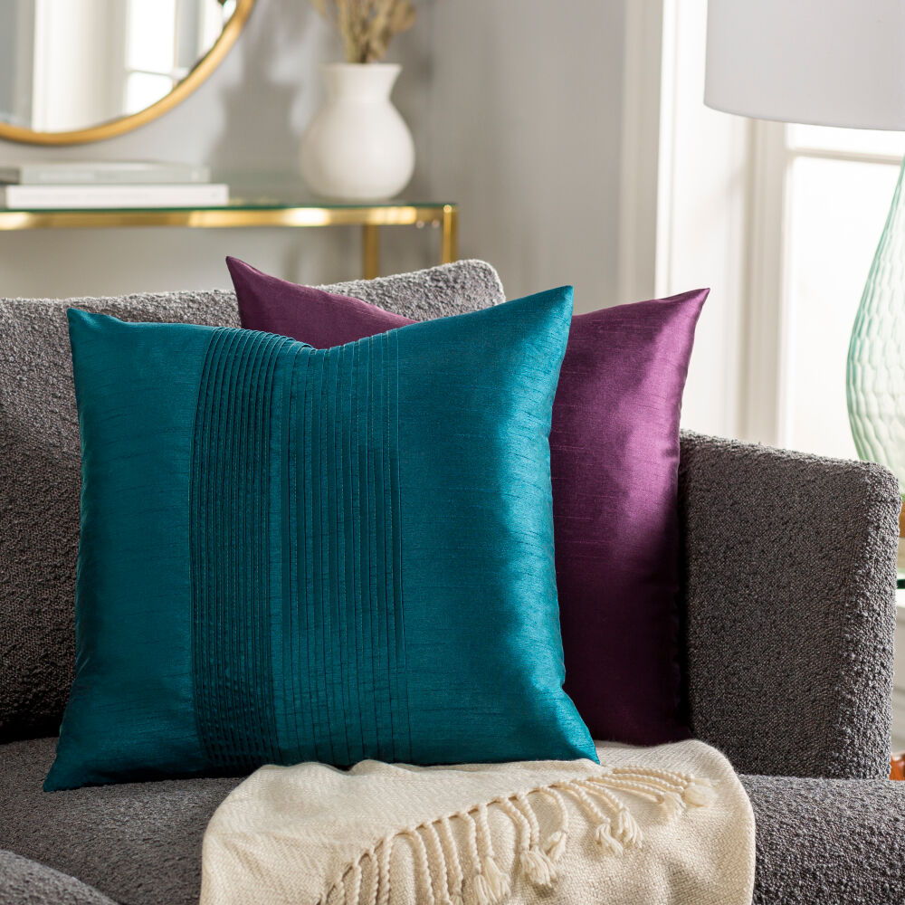 Solid Pleated Pillow