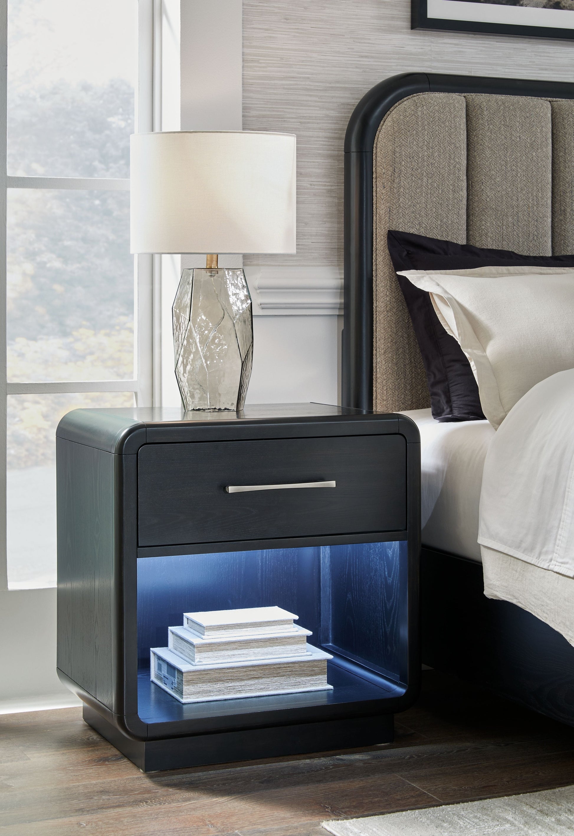 Signature Design by Ashley® Rowanbeck - Black - One Drawer Night Stand | Meri Furniture