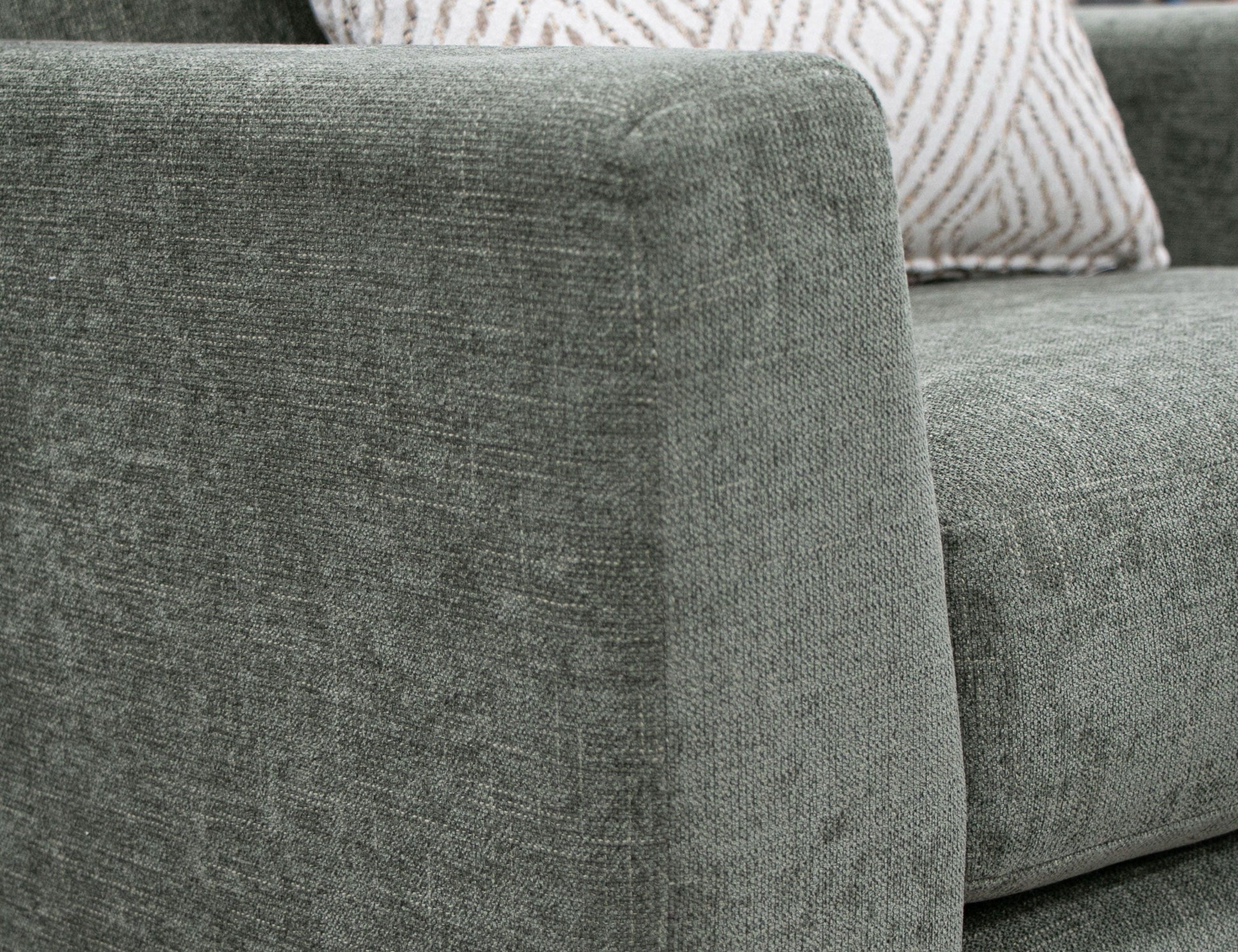 International Furniture Direct Mita - Loveseat | Meri Furniture