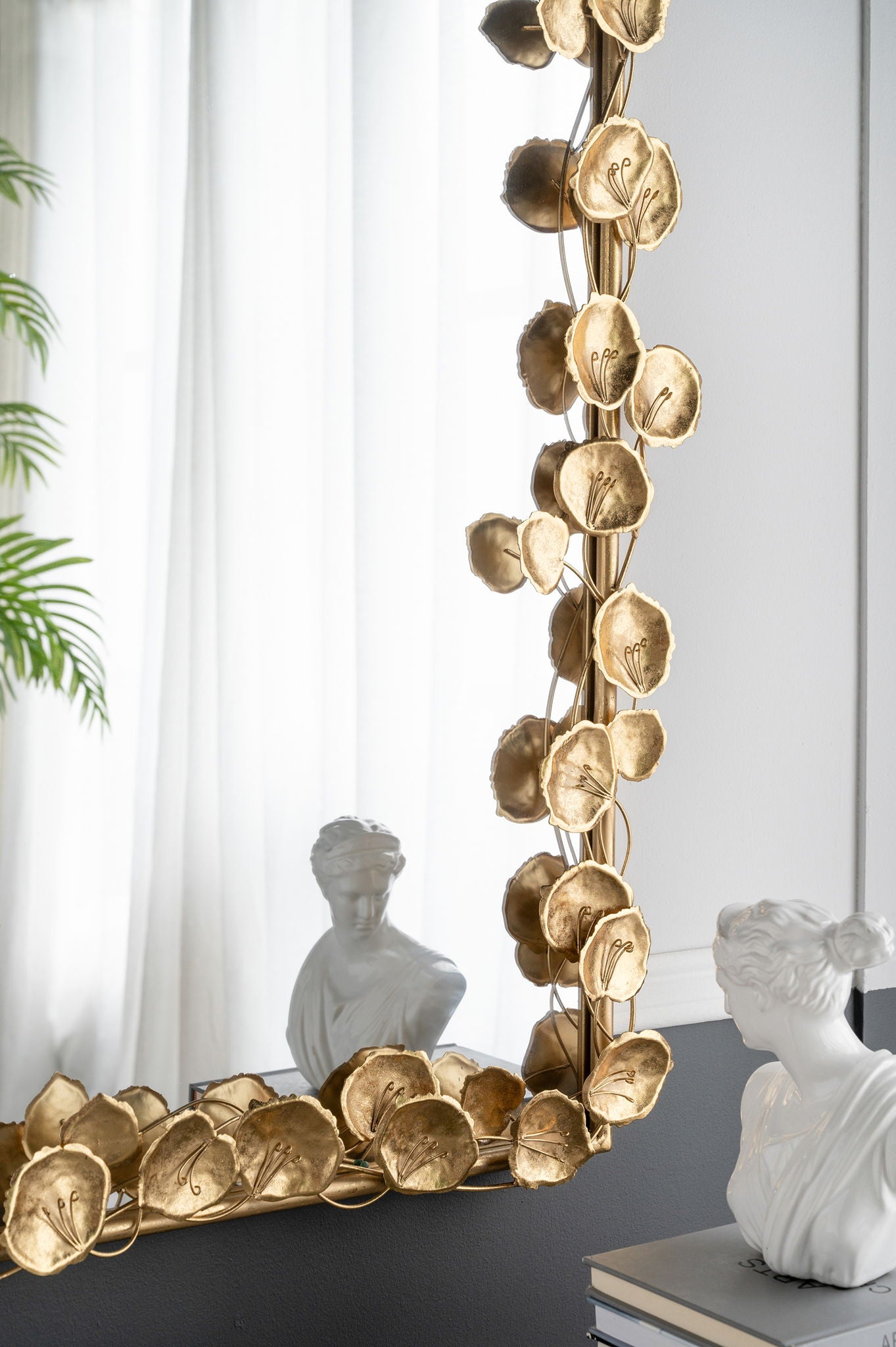 Full Length Arched Wall Mirror With en Leaf Accents Decorative Mirror For Living Room Bedroom - Gold