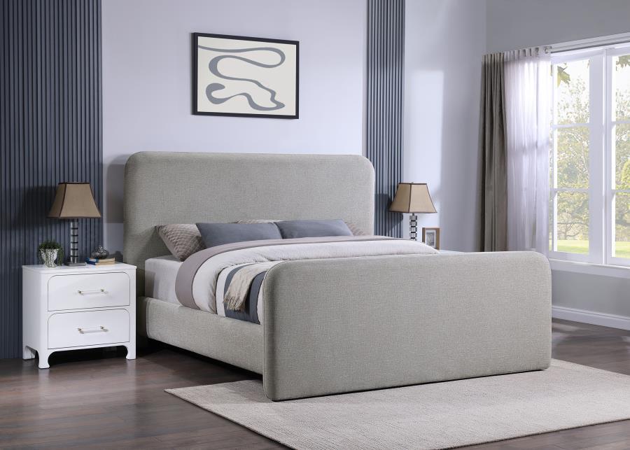 Coaster Fine Furniture Wren - Upholstered Platform Bed | Meri Furniture