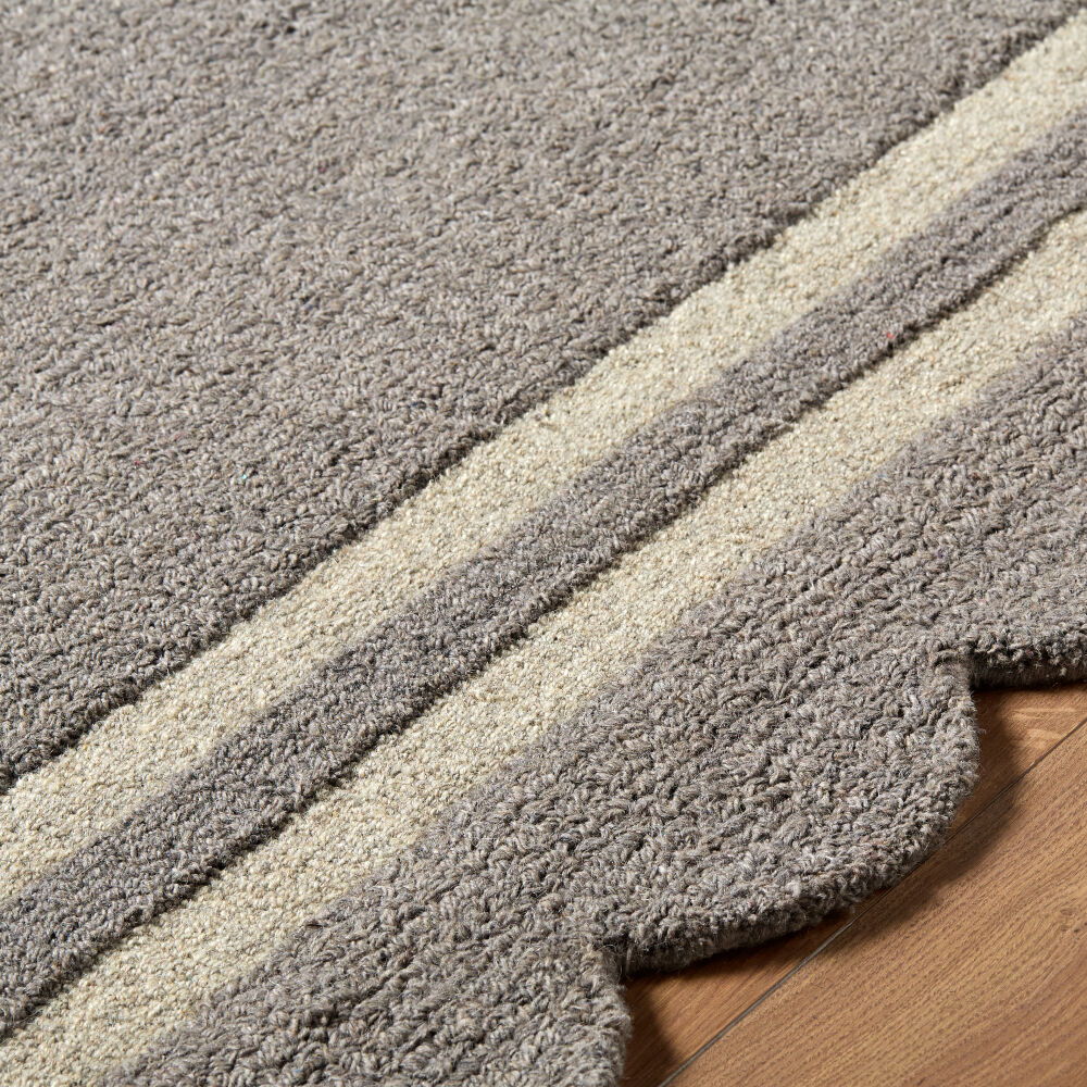 Scalloped Handmade Rug