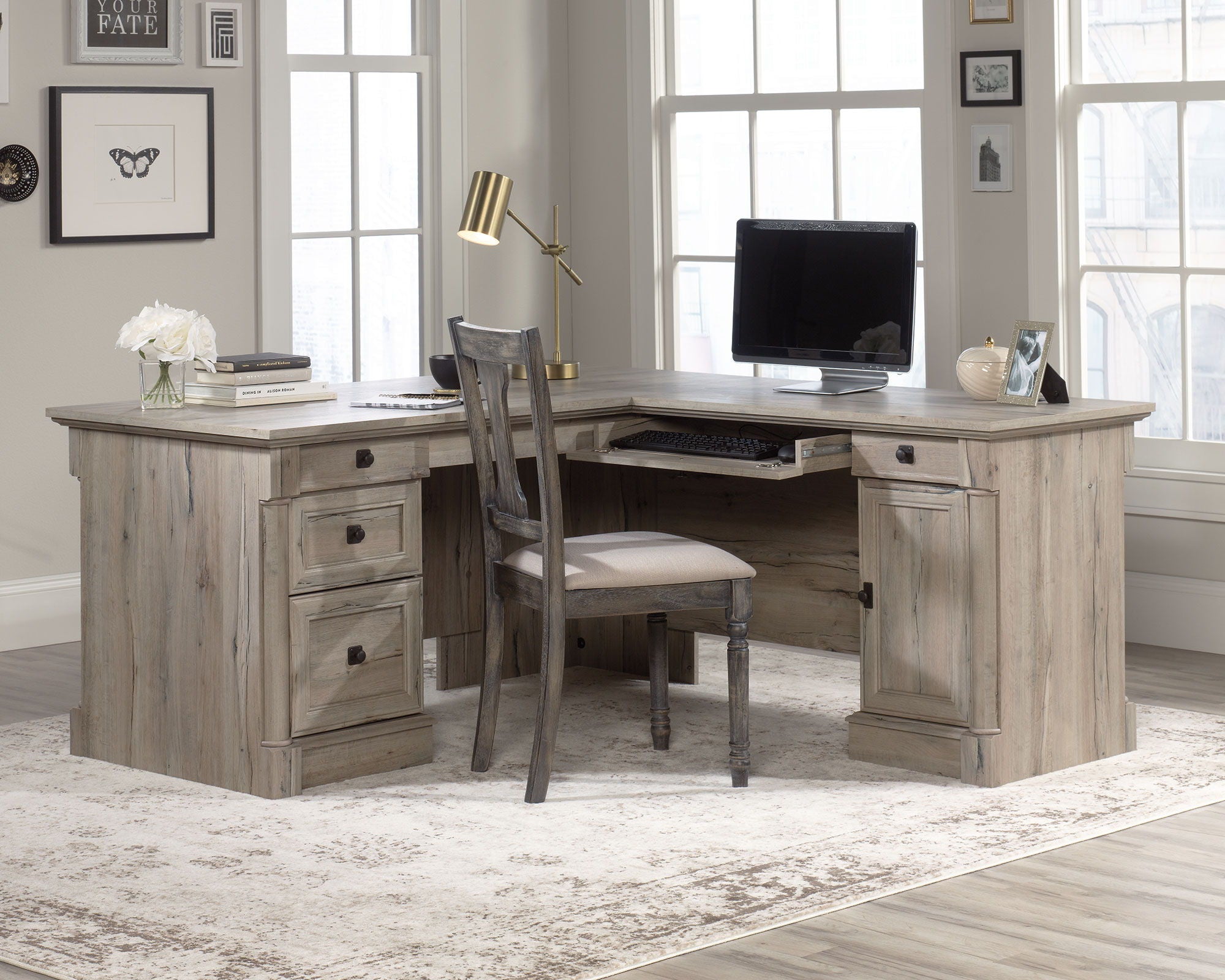 Traditional Style L-Shaped Desk in Split Oak