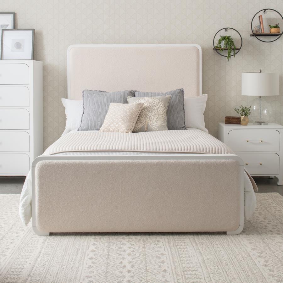 Coaster Fine Furniture Anastasia - Upholstered Panel Bed | Meri Furniture