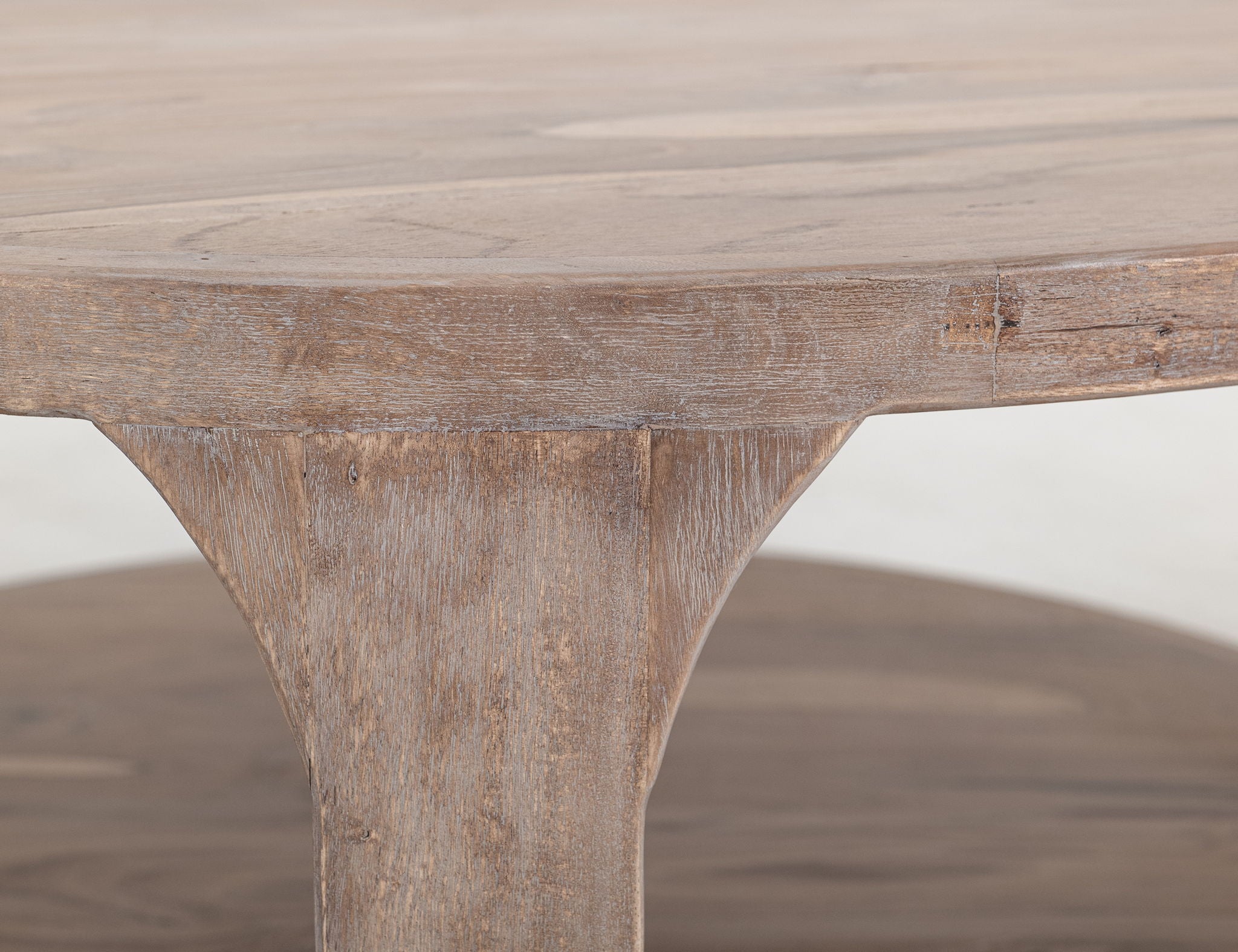 Balam - 1 Shelf Table