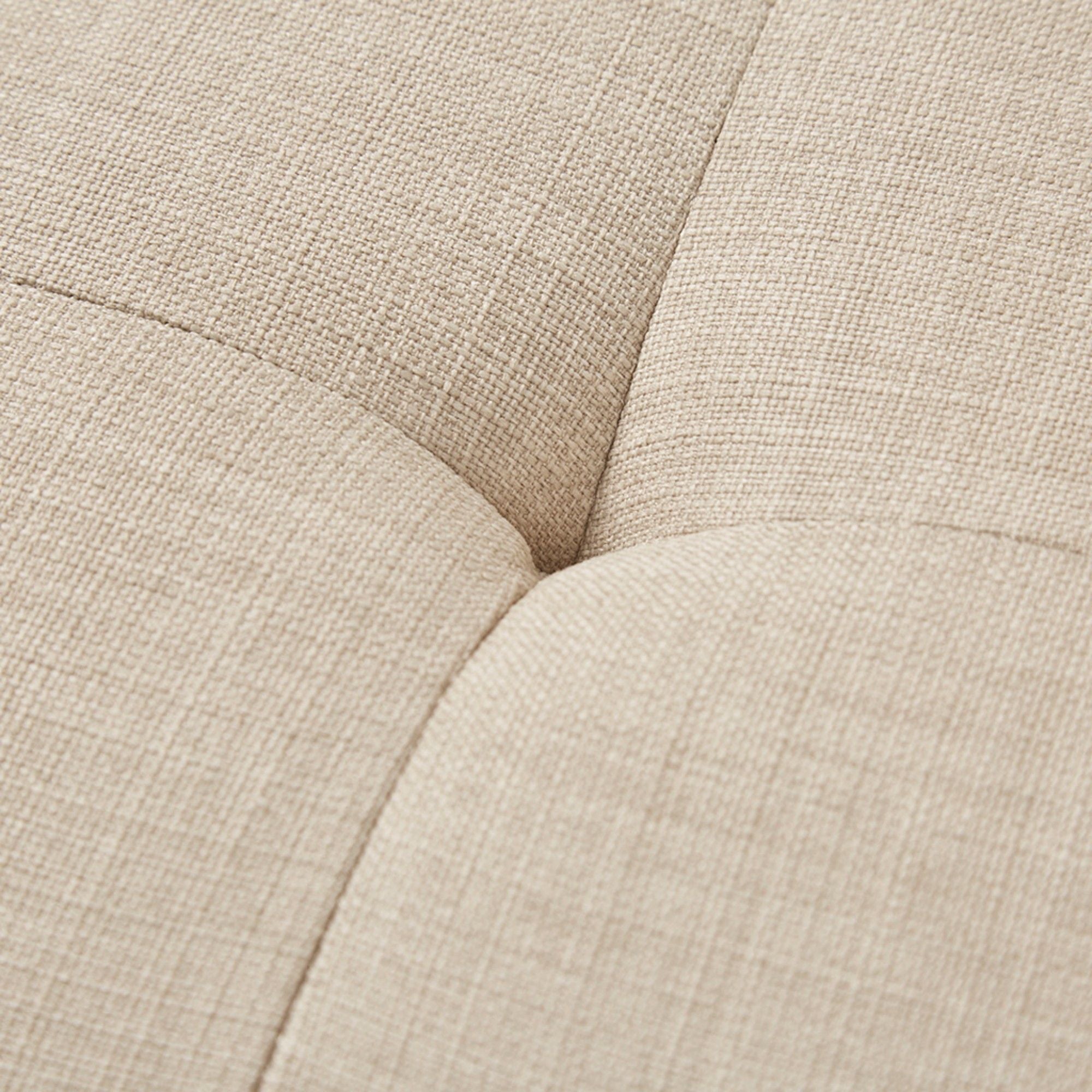 Modern Lounge Chair With Button Tufting