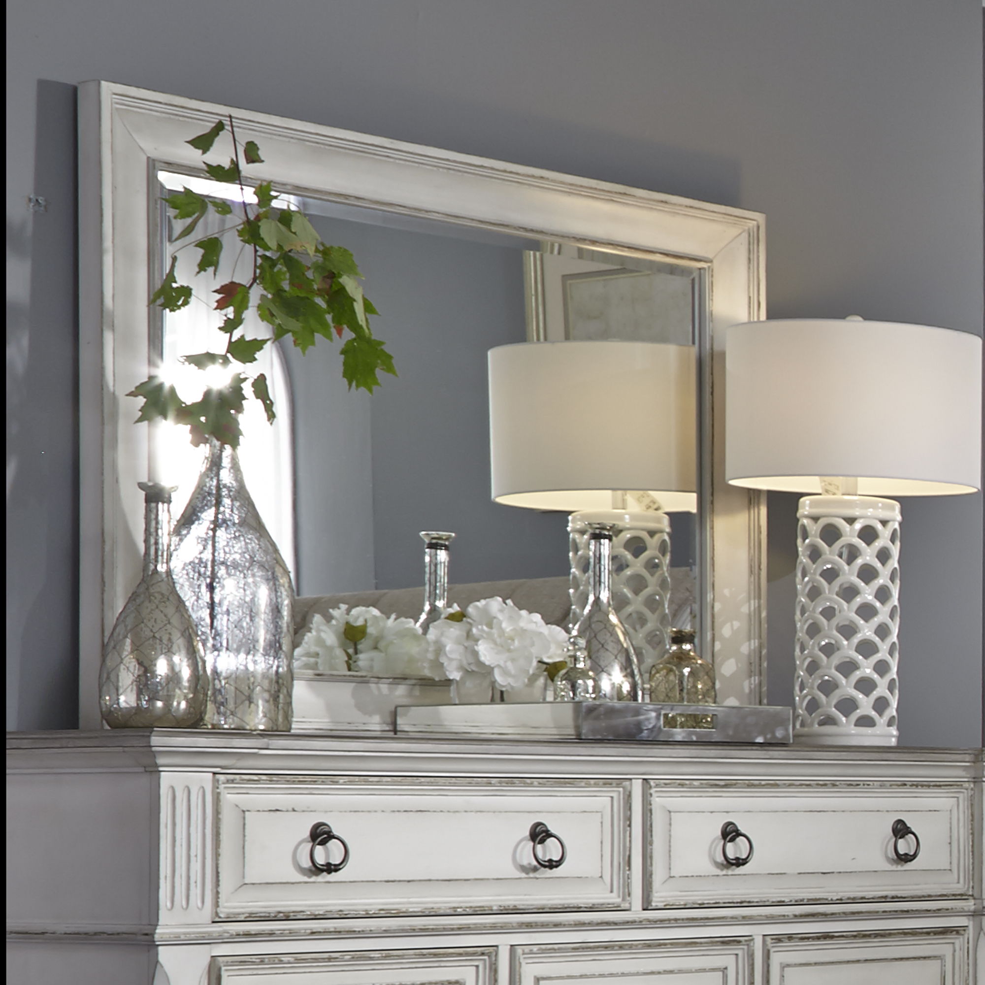 Liberty Furniture Abbey Park - Mirror - White | Meri Furniture