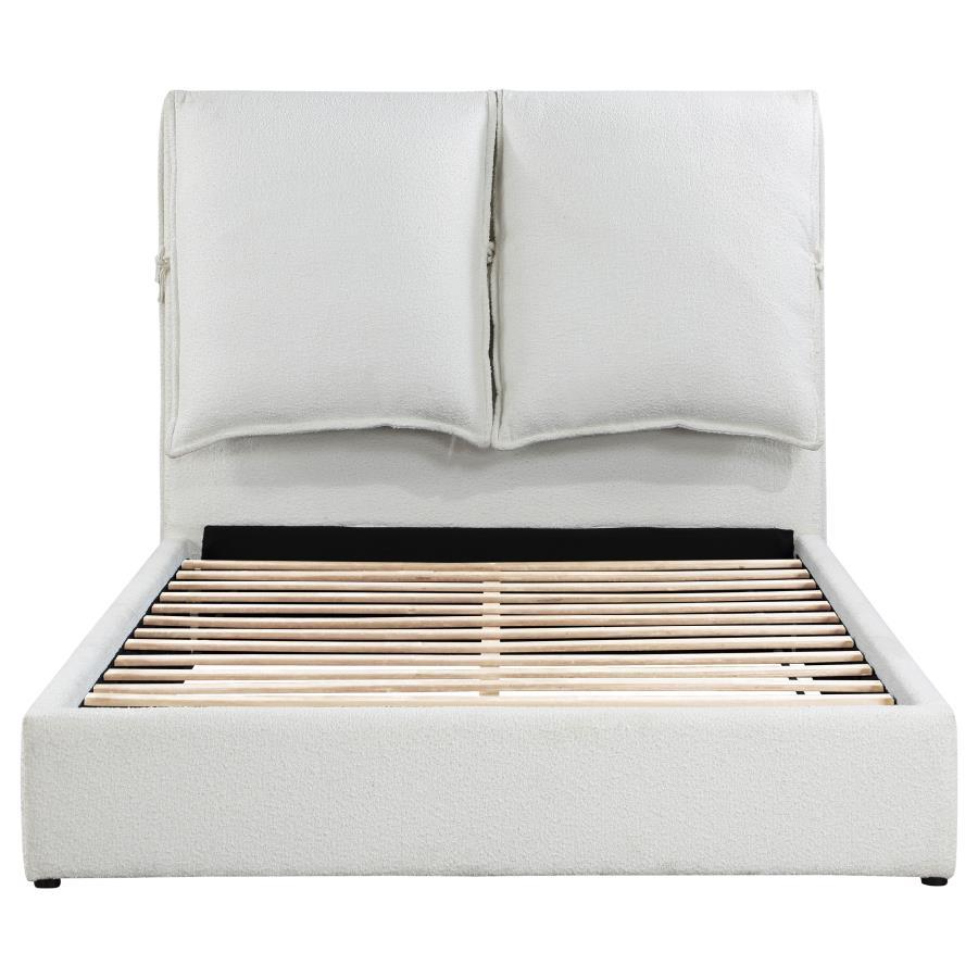 Coaster Fine Furniture Gwendoline - Upholstered Panel Bed | Meri Furniture